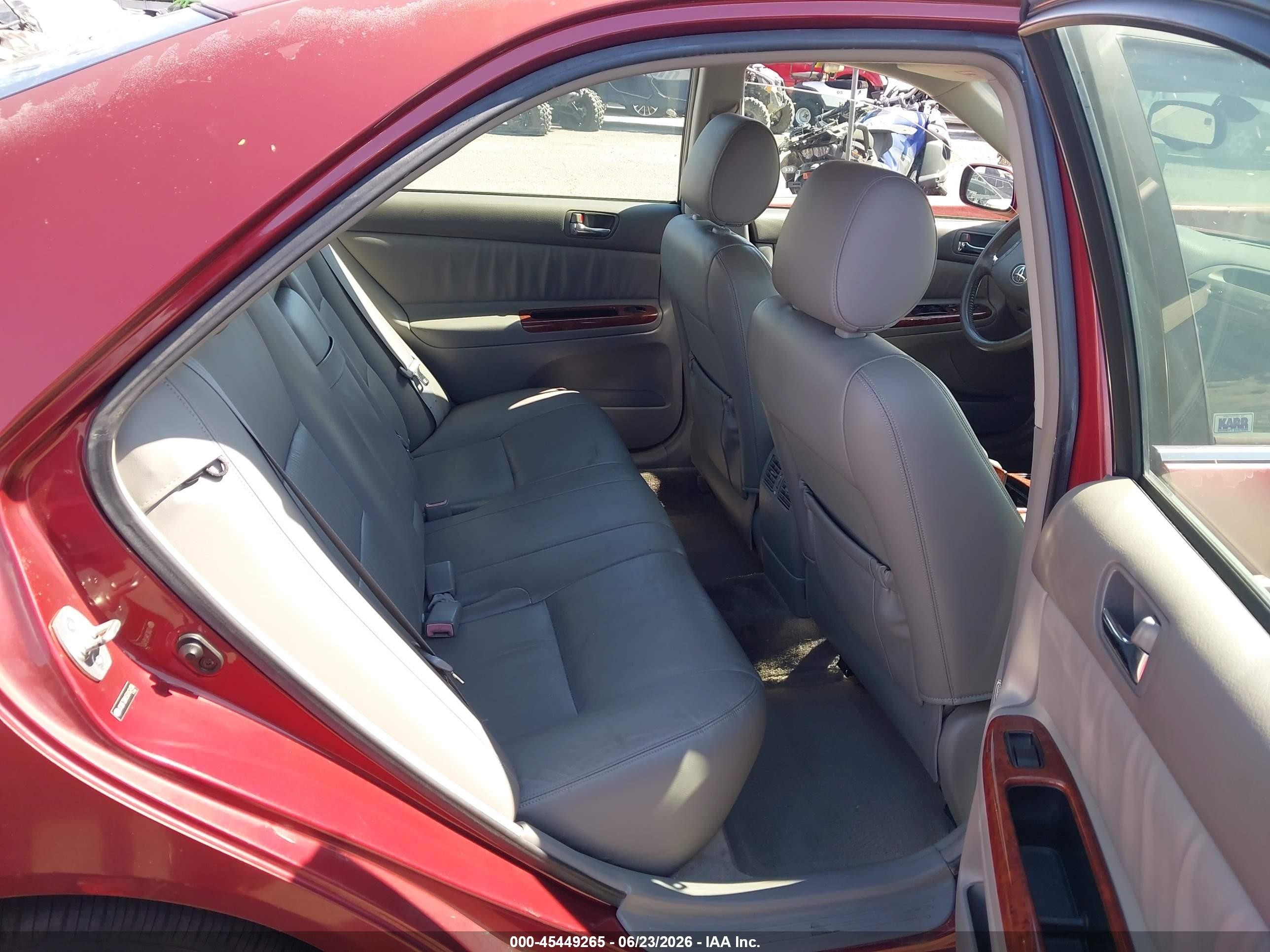 2005 Toyota Camry Xle V6 Red vin: JTDBF32K650162438