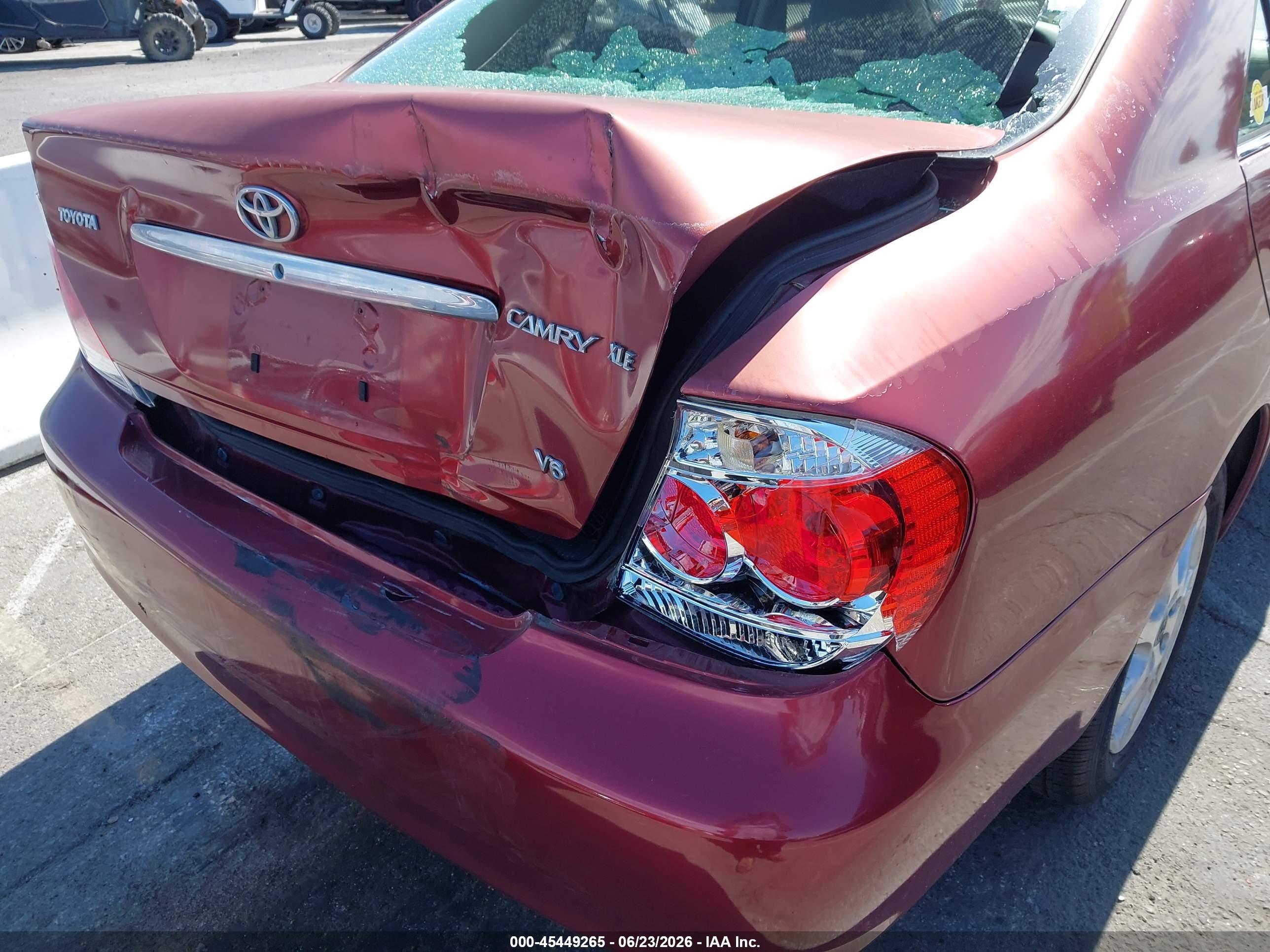 2005 Toyota Camry Xle V6 Red vin: JTDBF32K650162438