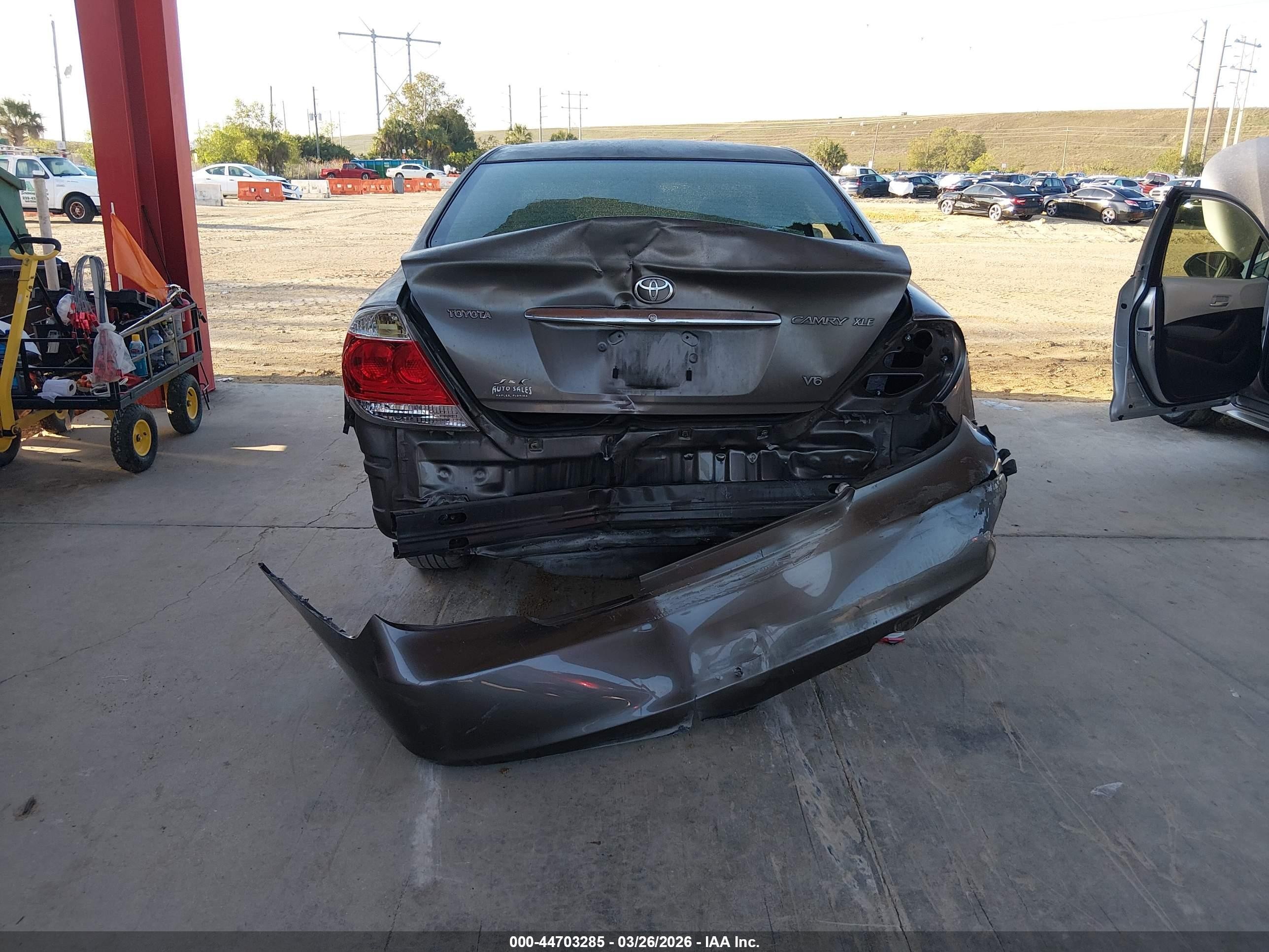 2006 Toyota Camry Xle V6 Gray vin: JTDBF32K660169634
