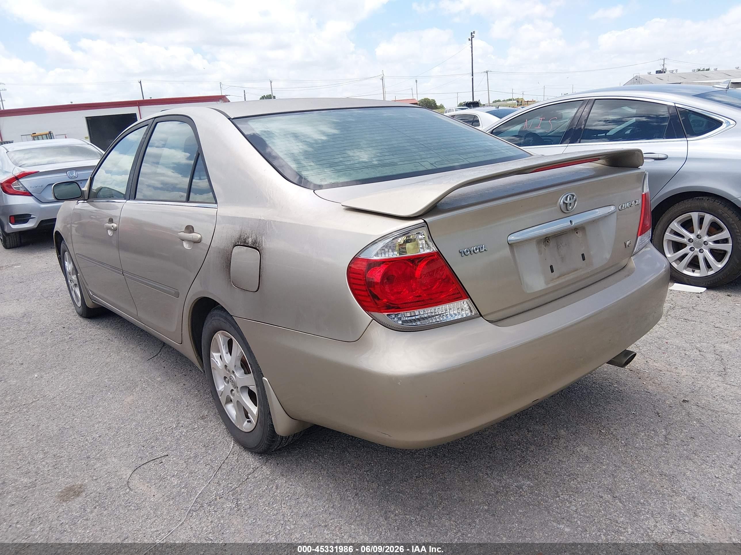 2005 Toyota Camry Xle V6 Gold vin: JTDBF32KX50162264