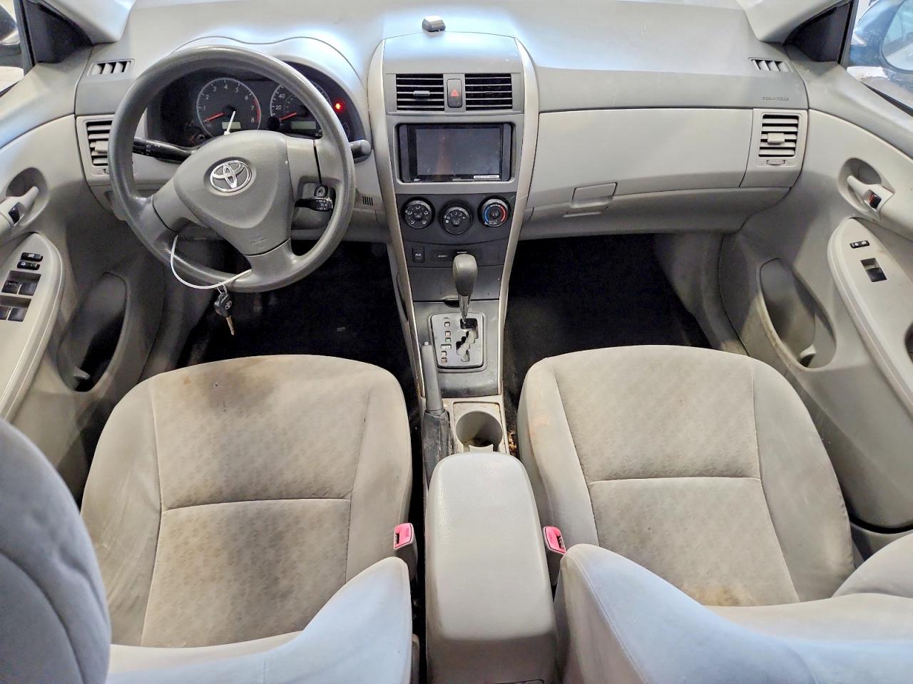 2009 Toyota Corolla Le Silver vin: JTDBL40E09J020145