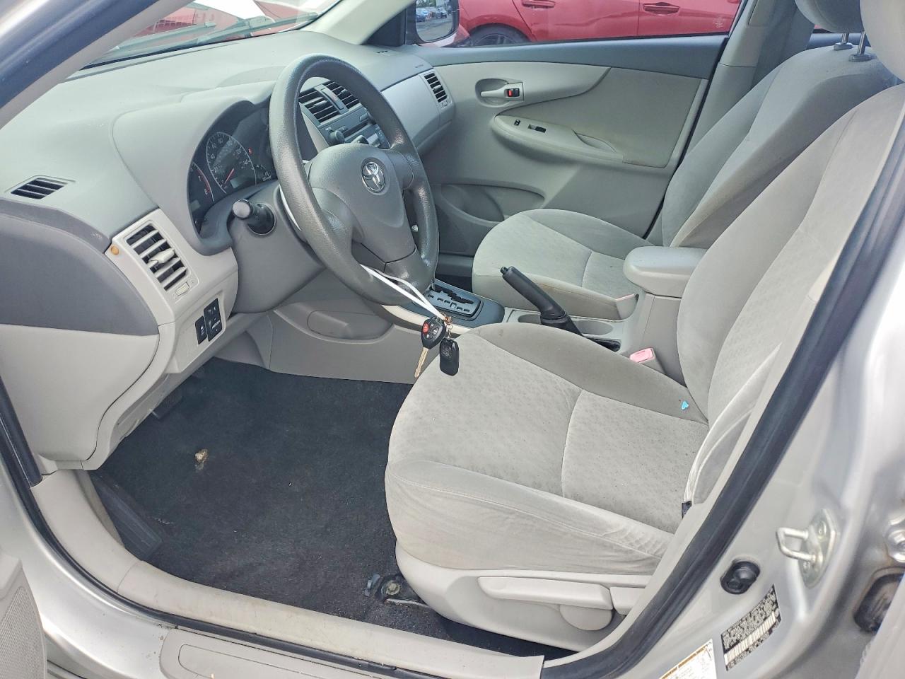 2009 Toyota Corolla Le Gray vin: JTDBL40E09J028844