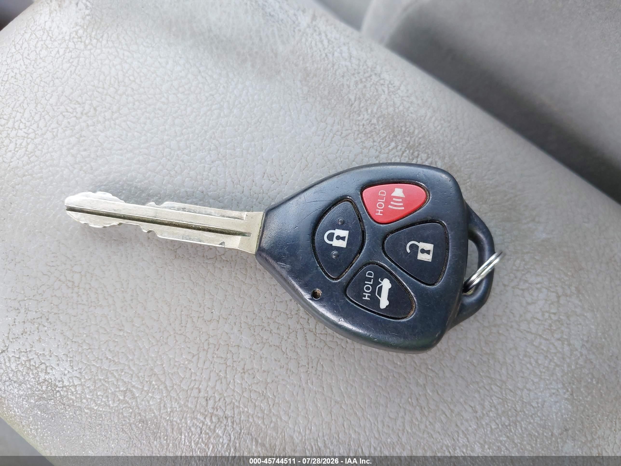2009 Toyota Corolla Le Red vin: JTDBL40E199032712