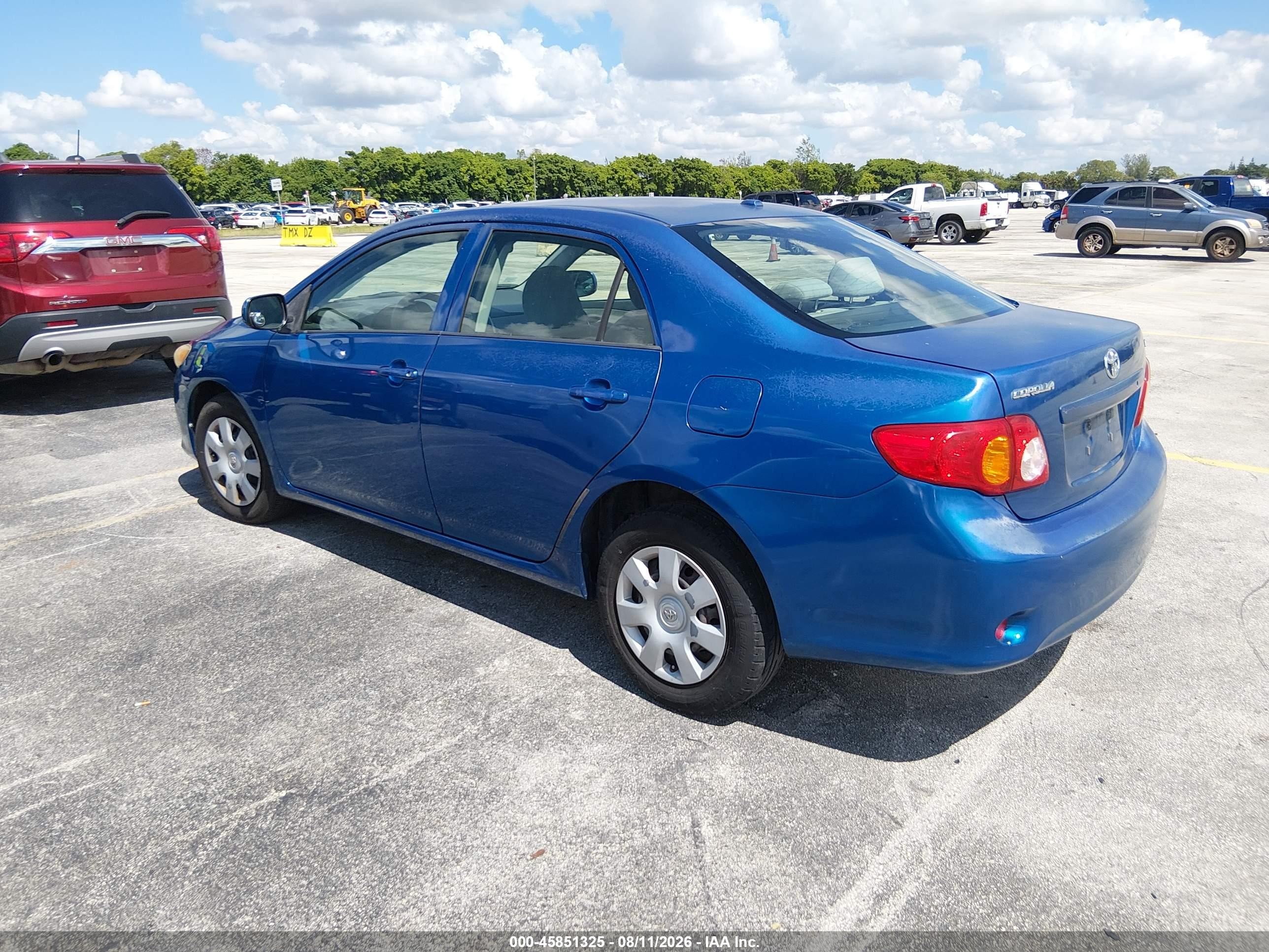 2009 Toyota Corolla Le Blue vin: JTDBL40E199052149