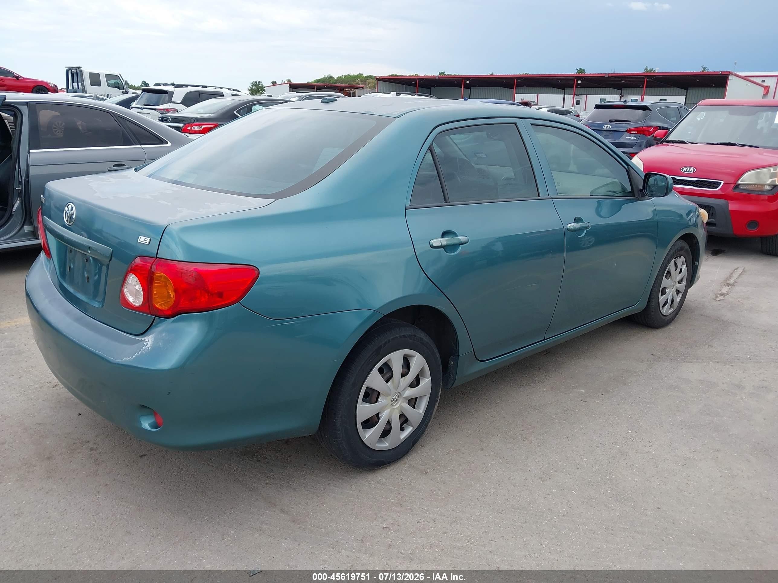 2009 Toyota Corolla Le Green vin: JTDBL40E199057075