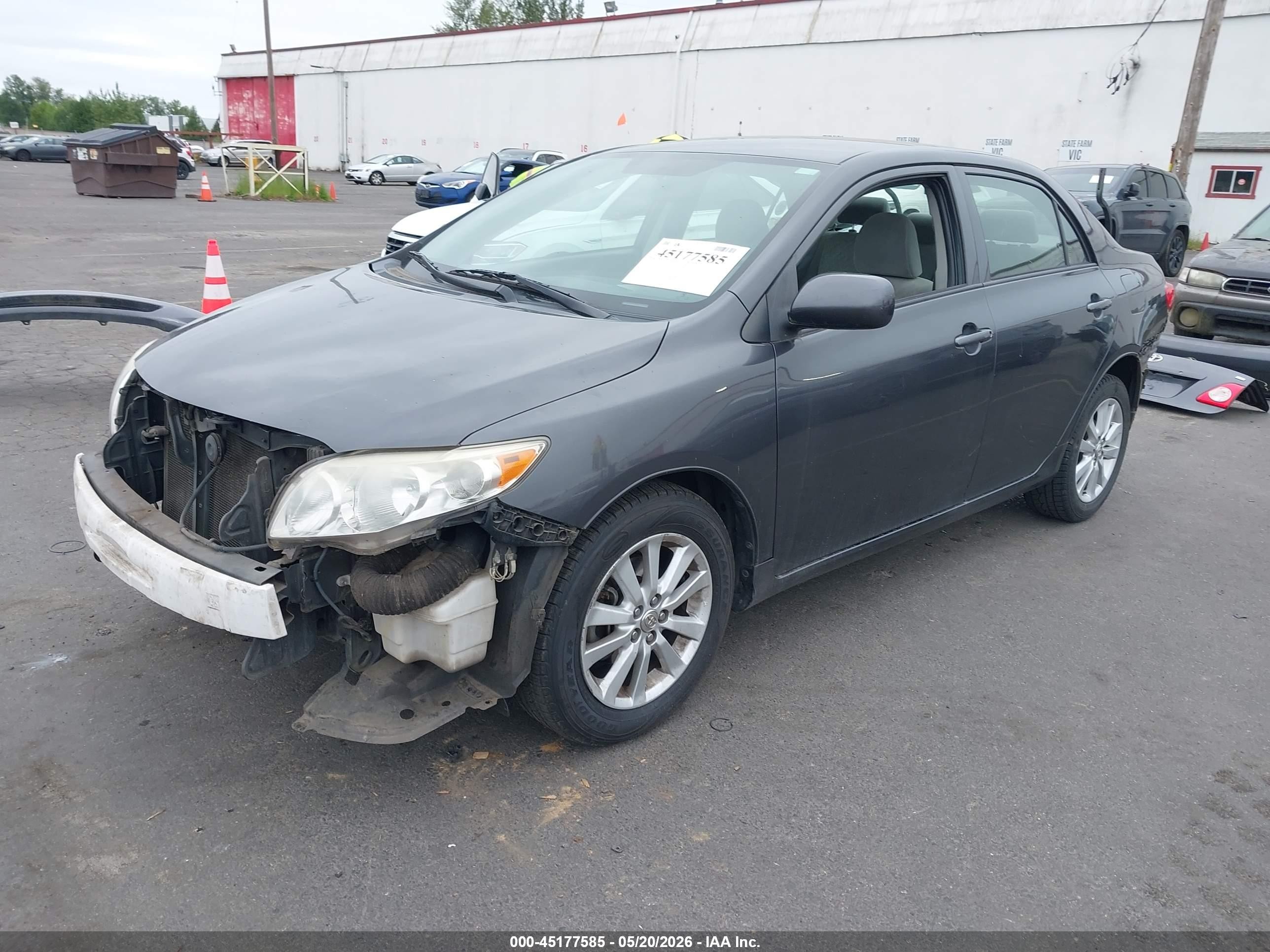 2009 Toyota Corolla Le Gray vin: JTDBL40E199070571