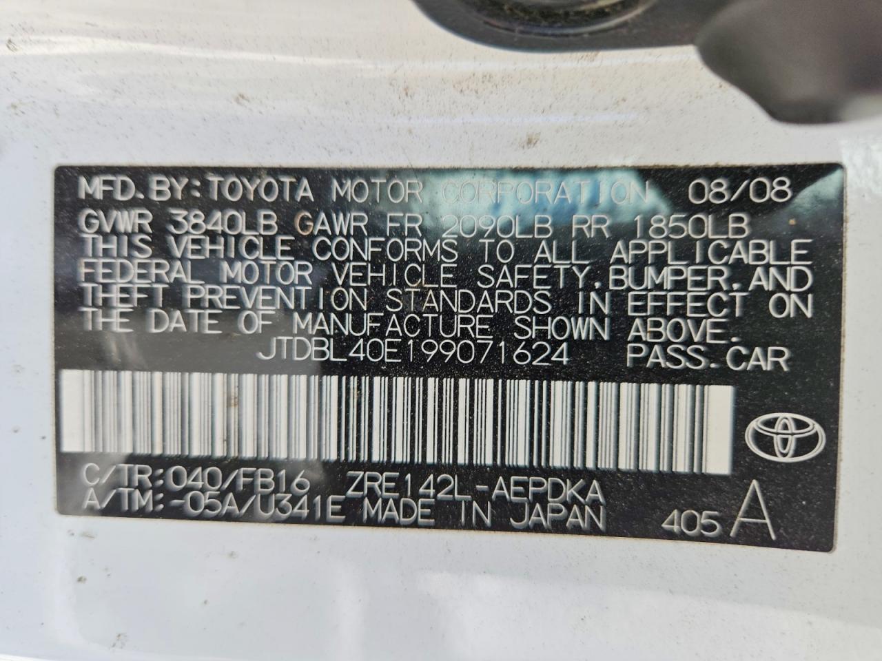 2009 Toyota Corolla Base White vin: JTDBL40E199071624