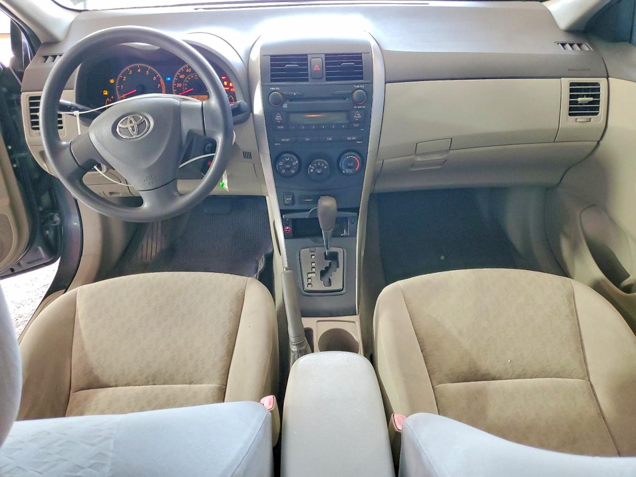 2009 Toyota Corolla Le Gray vin: JTDBL40E199091341