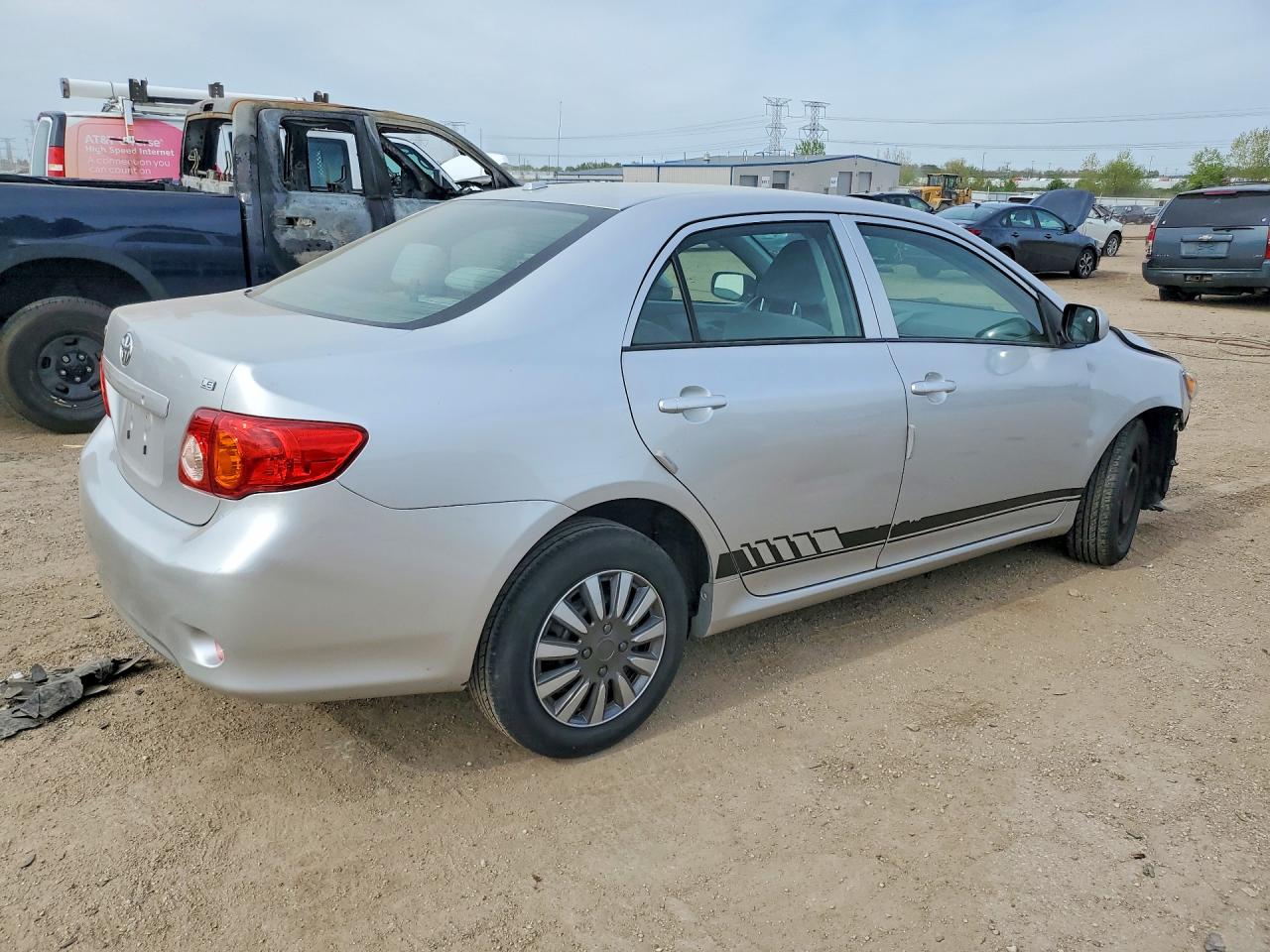 2009 Toyota Corolla Le Серебряный vin: JTDBL40E19J025225