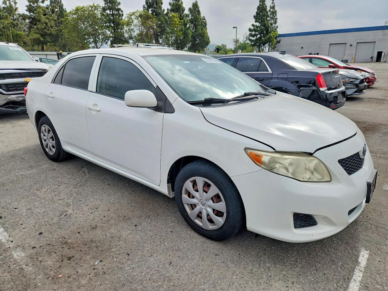 2009 Toyota Corolla Le White vin: JTDBL40E19J038699
