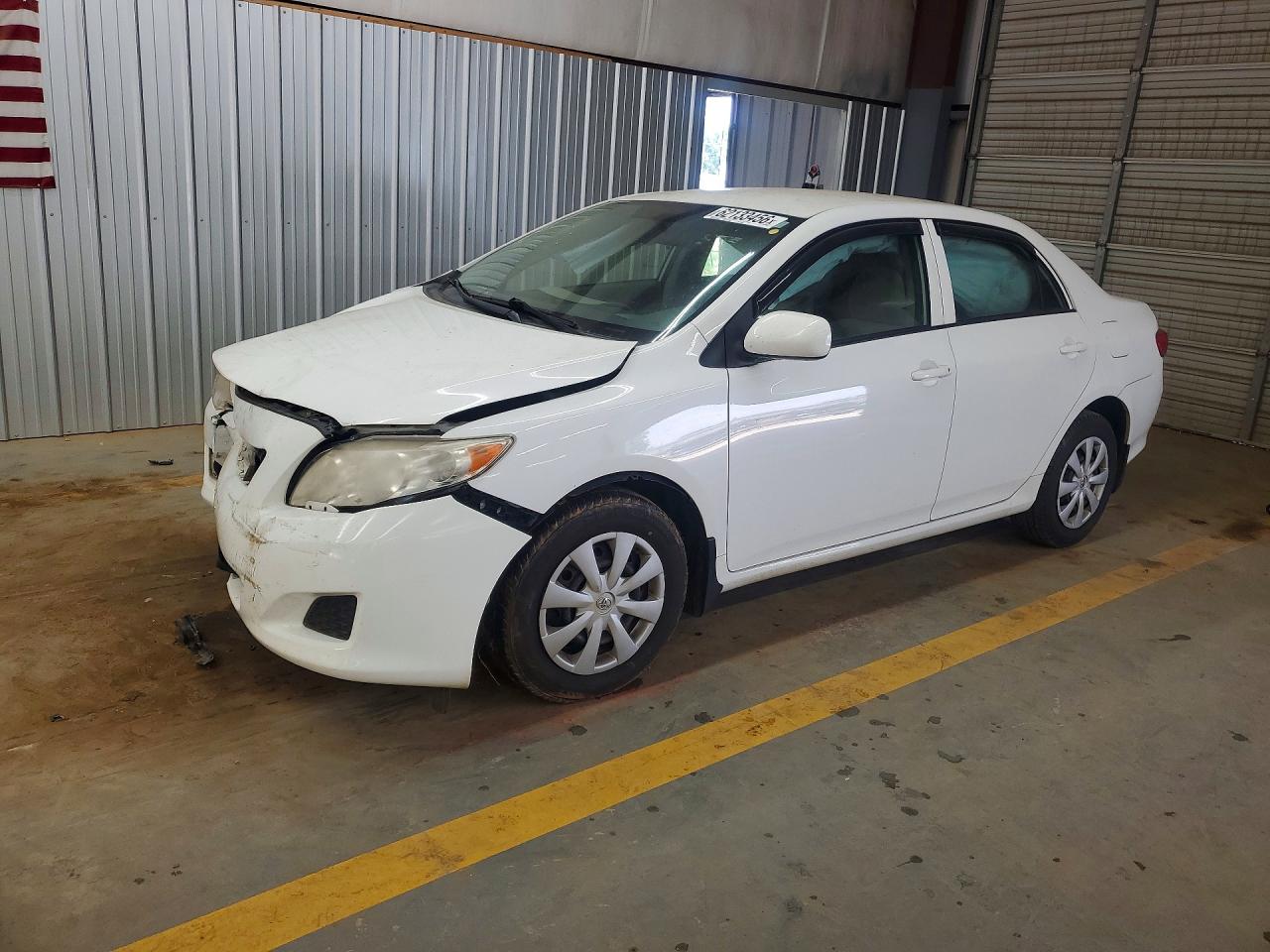 2009 Toyota Corolla Le White vin: JTDBL40E299048899