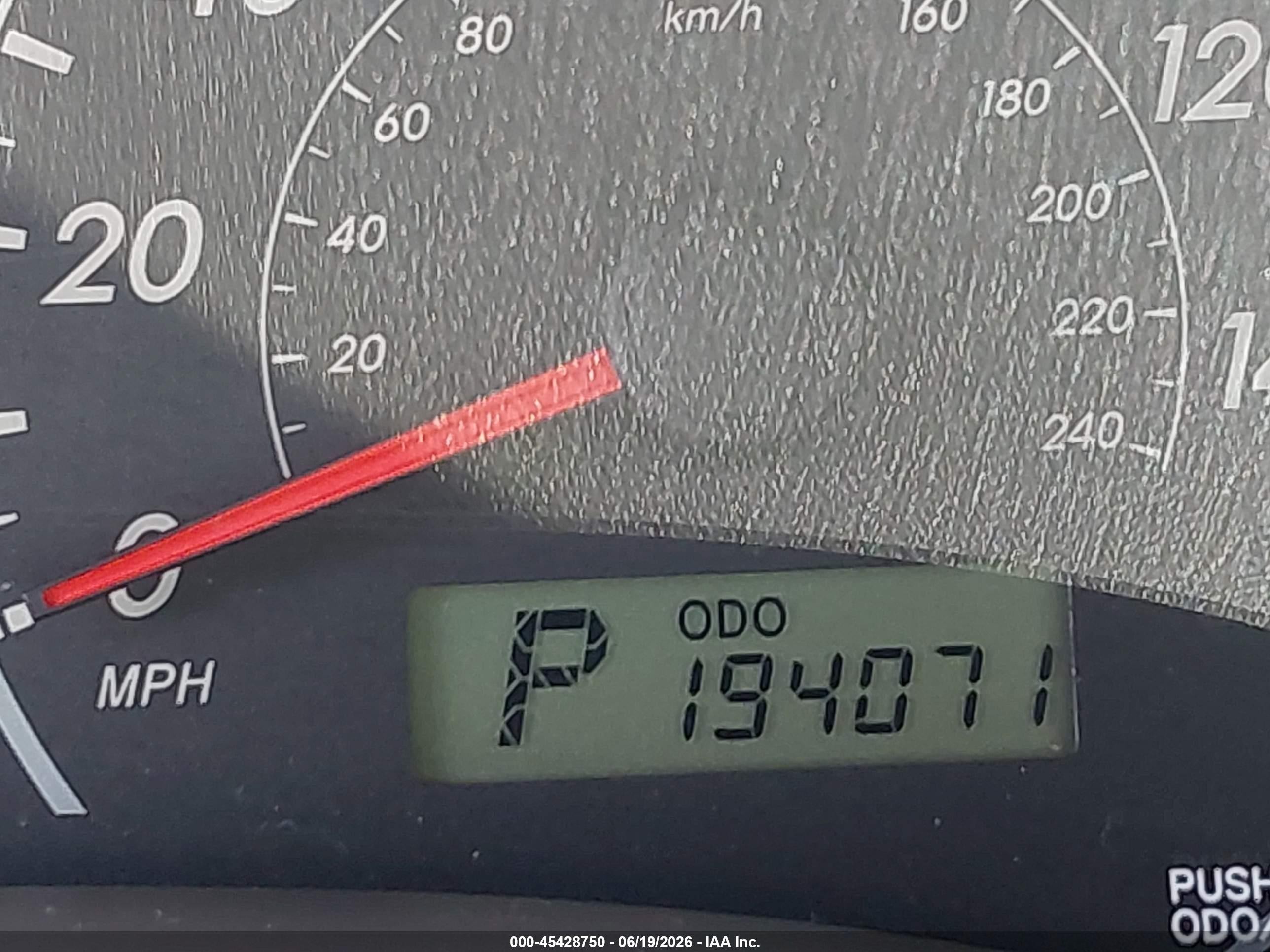 2009 Toyota Corolla Le Red vin: JTDBL40E299060132