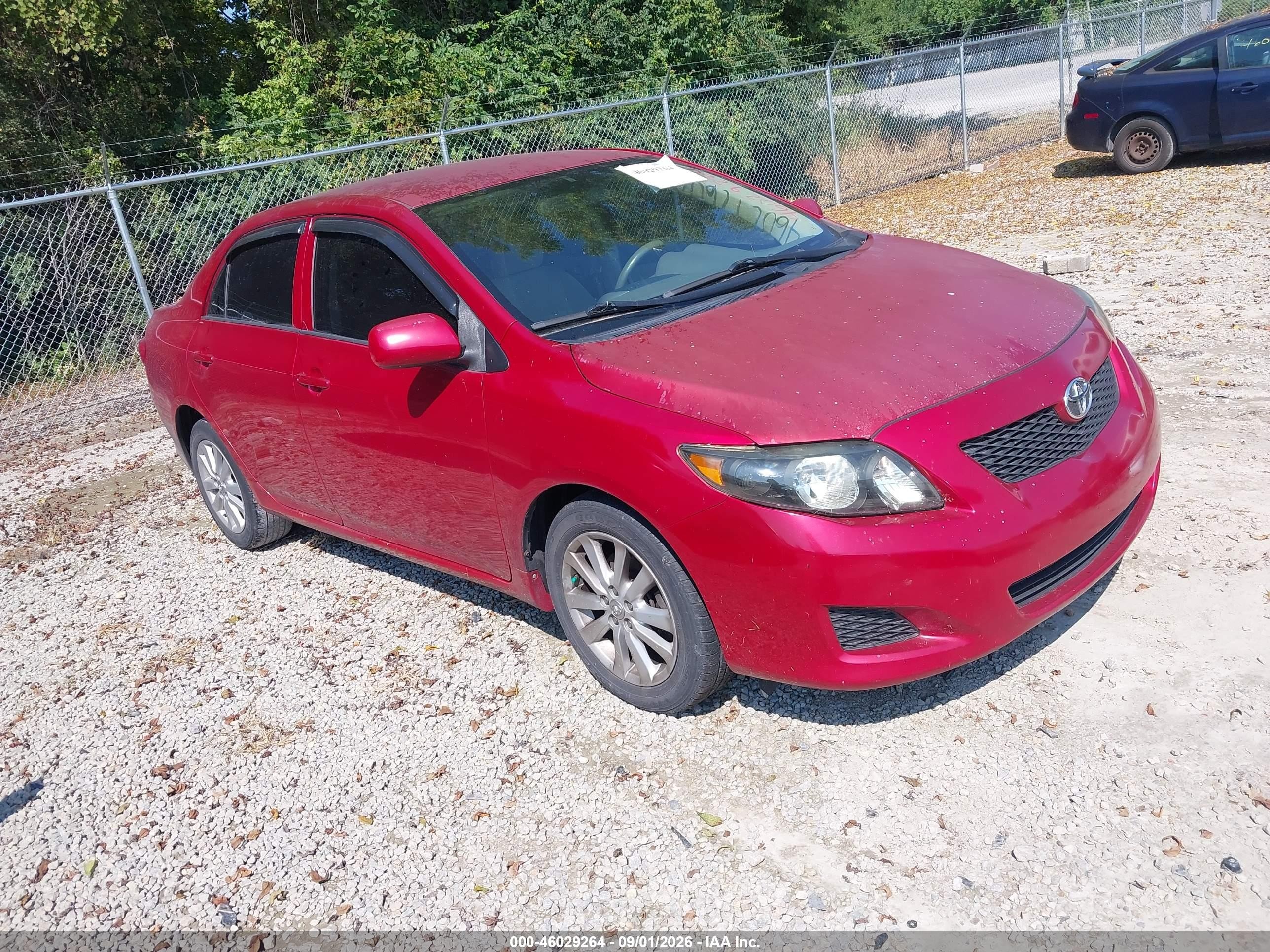 2009 Toyota Corolla Le Red vin: JTDBL40E299063399