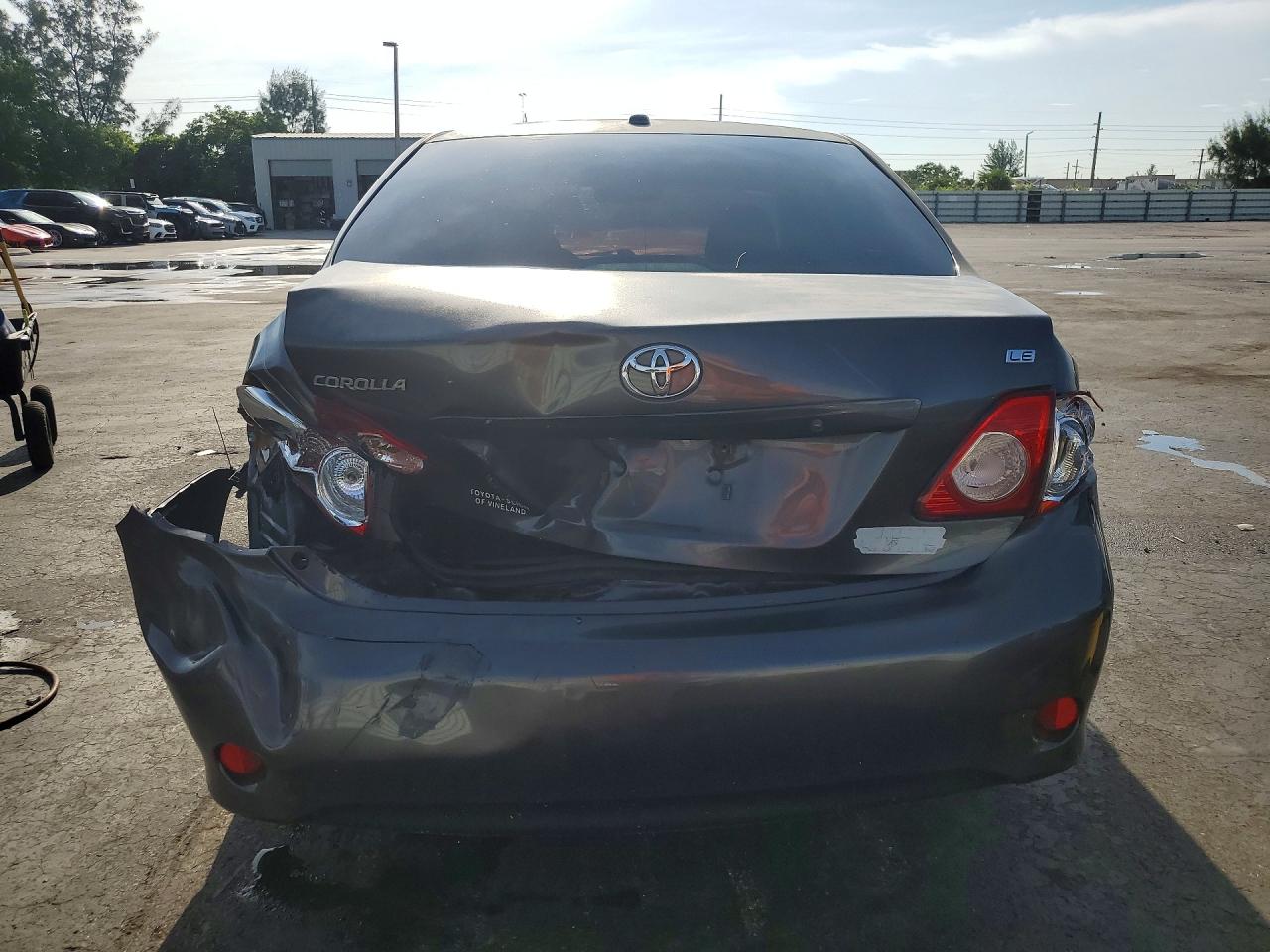 2009 Toyota Corolla Le Серый vin: JTDBL40E299075424