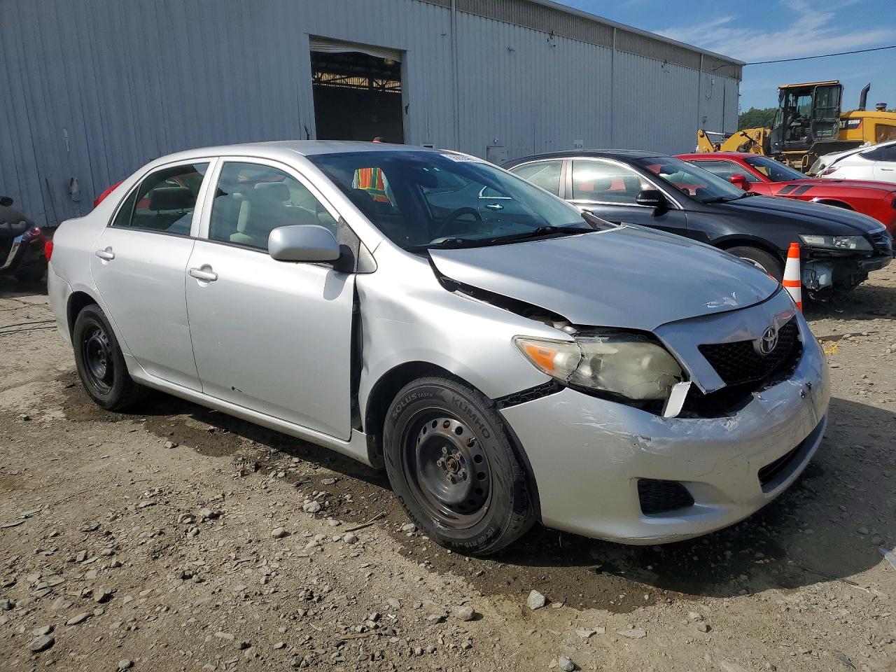2009 Toyota Corolla Le Silver vin: JTDBL40E299079408