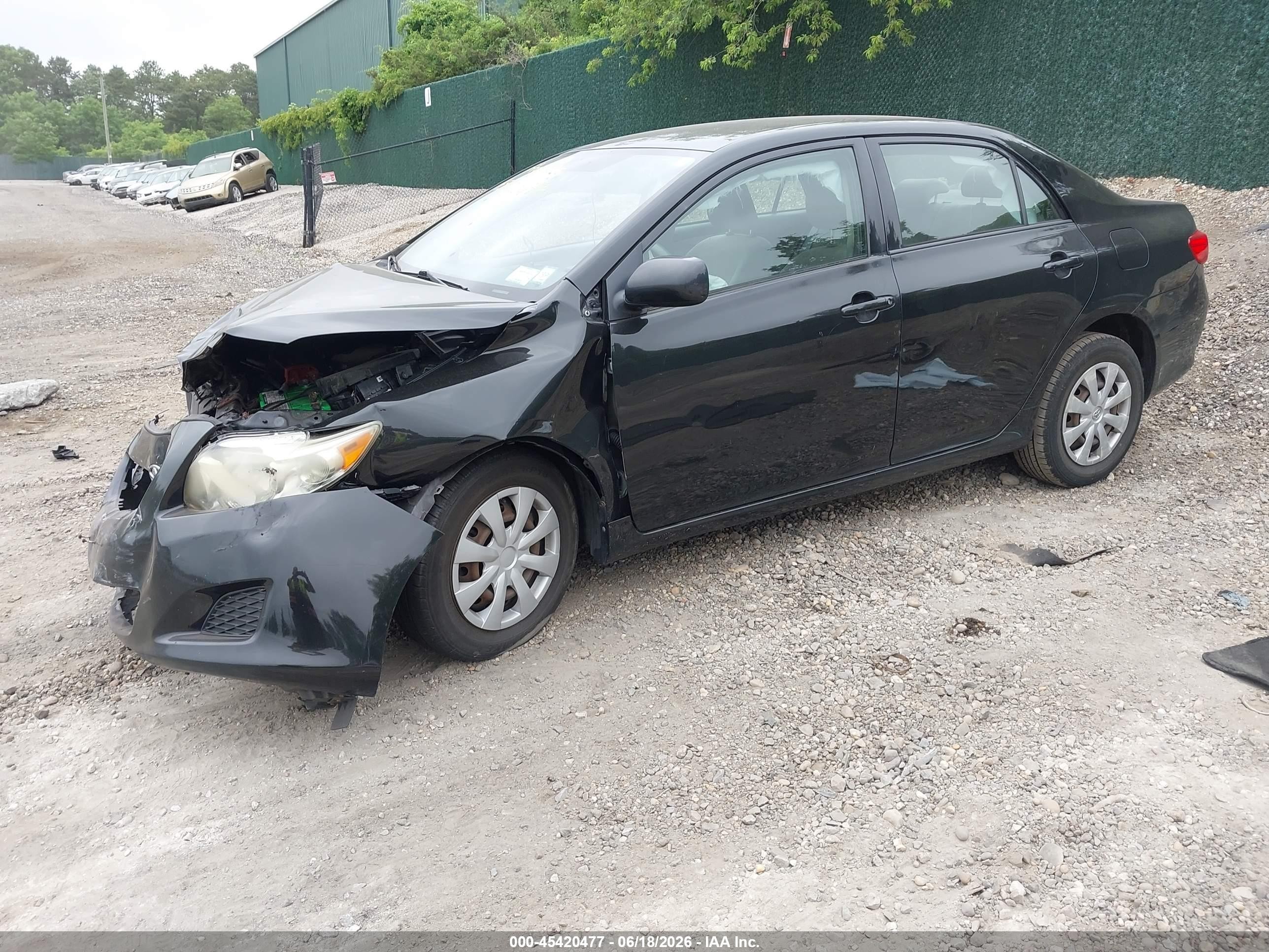 2009 Toyota Corolla Le Black vin: JTDBL40E299084057
