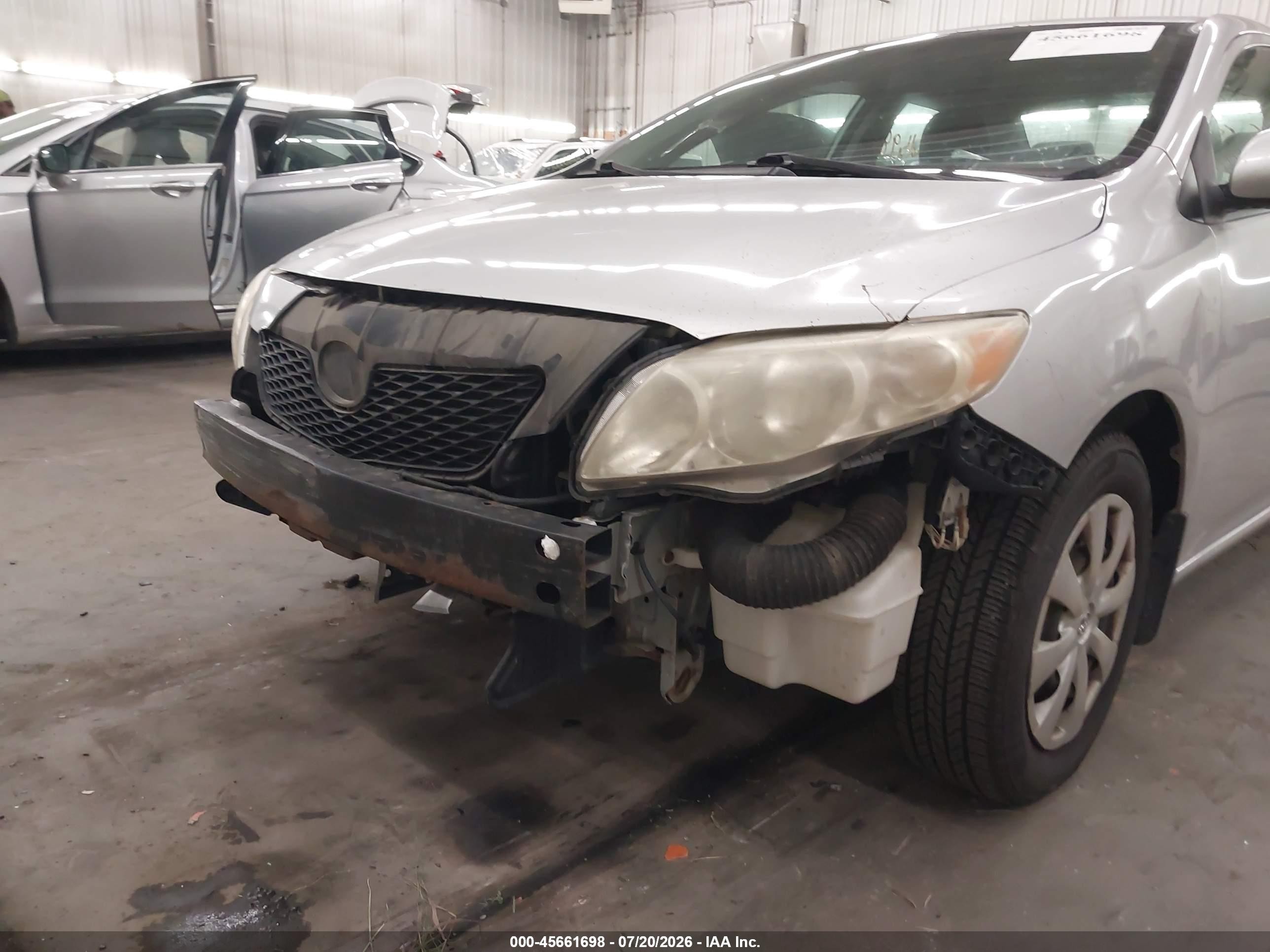 2009 Toyota Corolla Le Silver vin: JTDBL40E29J031602
