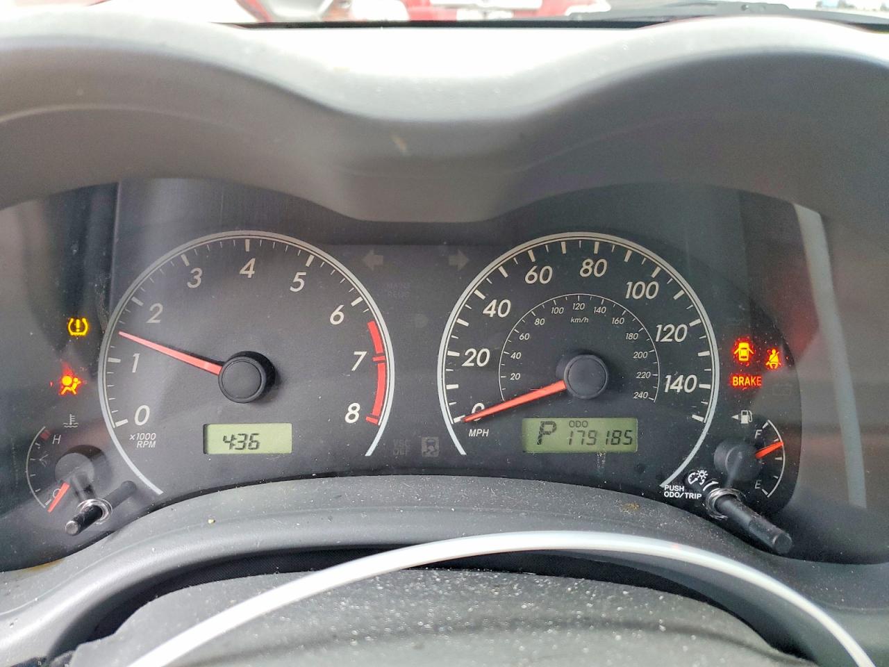 2009 Toyota Corolla Le Red vin: JTDBL40E399024367