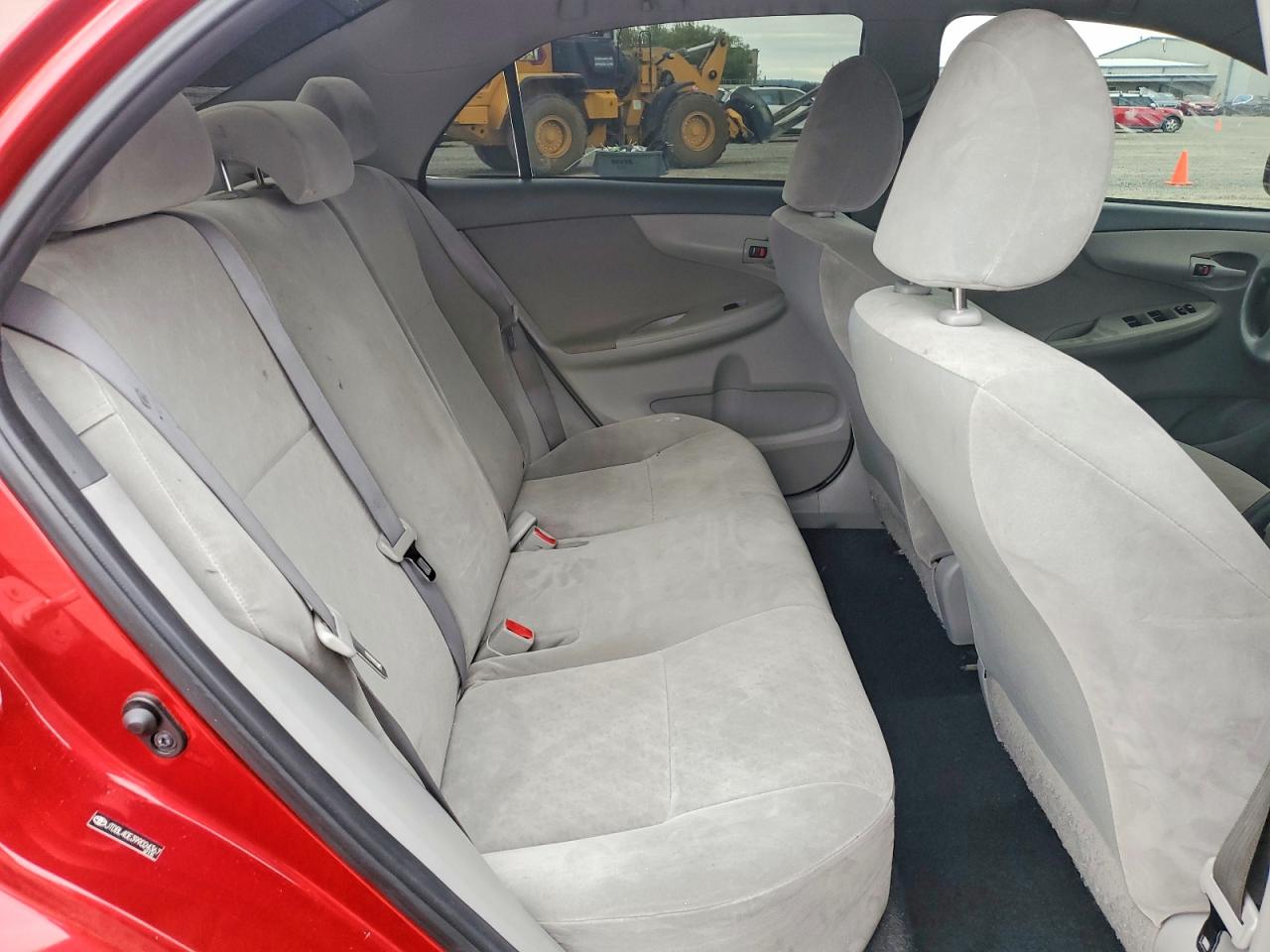 2009 Toyota Corolla Le Red vin: JTDBL40E399024367