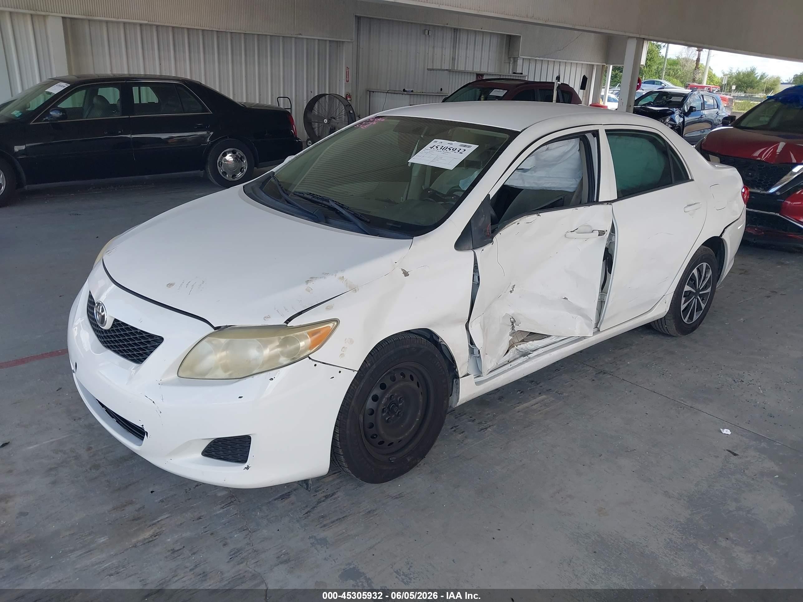 2009 Toyota Corolla Le Белый vin: JTDBL40E39J024691