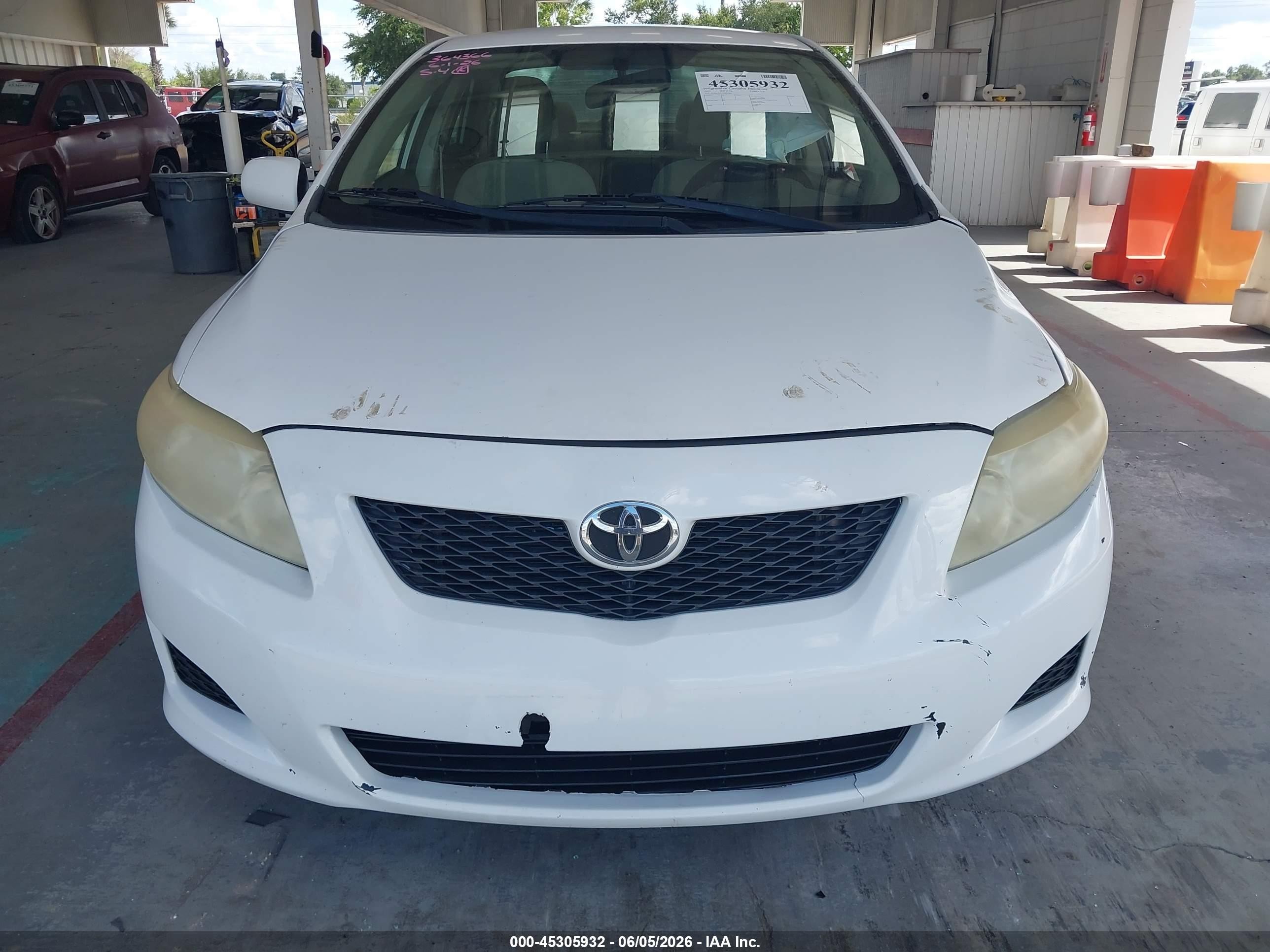 2009 Toyota Corolla Le Белый vin: JTDBL40E39J024691