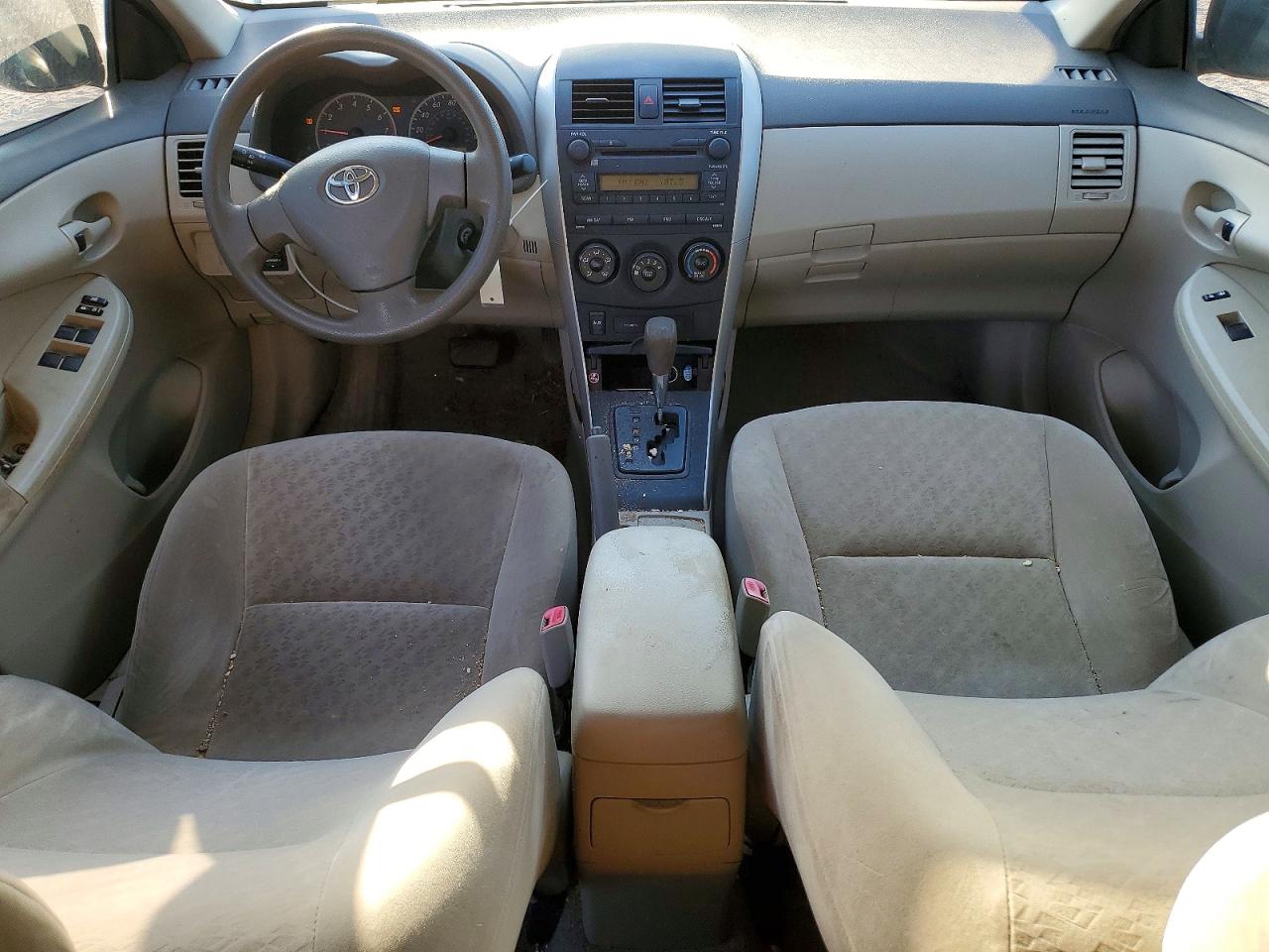 2009 Toyota Corolla Le Green vin: JTDBL40E499020814