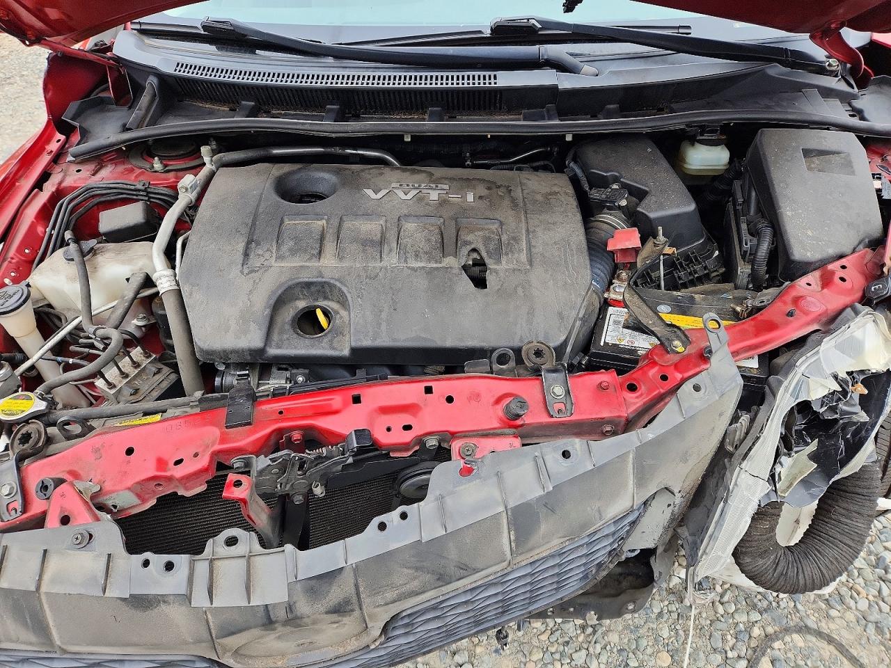 2009 Toyota Corolla Le Red vin: JTDBL40E499020876