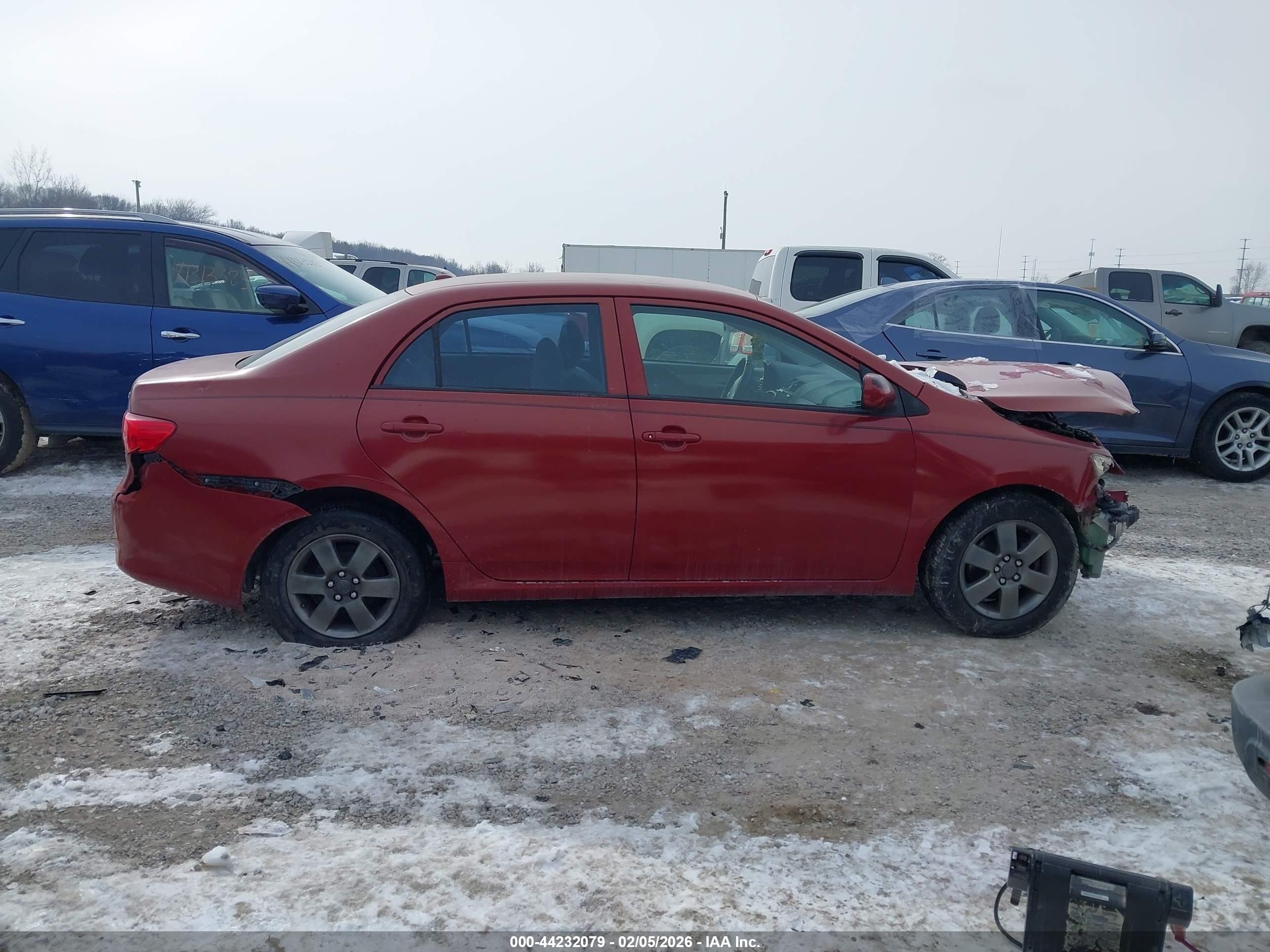 2009 Toyota Corolla Le/xle Red vin: JTDBL40E499026872