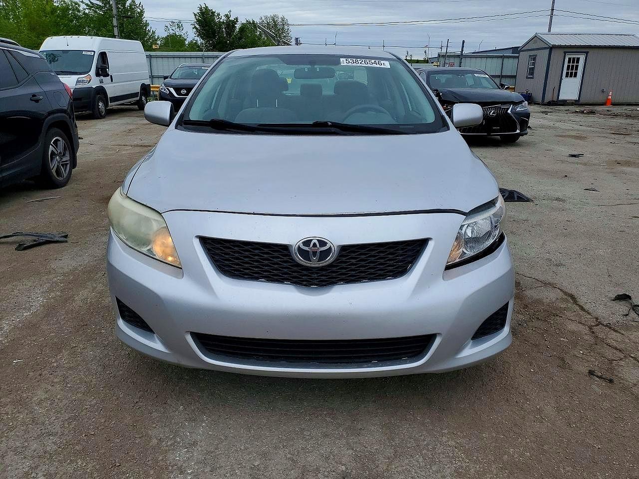 2009 Toyota Corolla Silver vin: JTDBL40E499072136