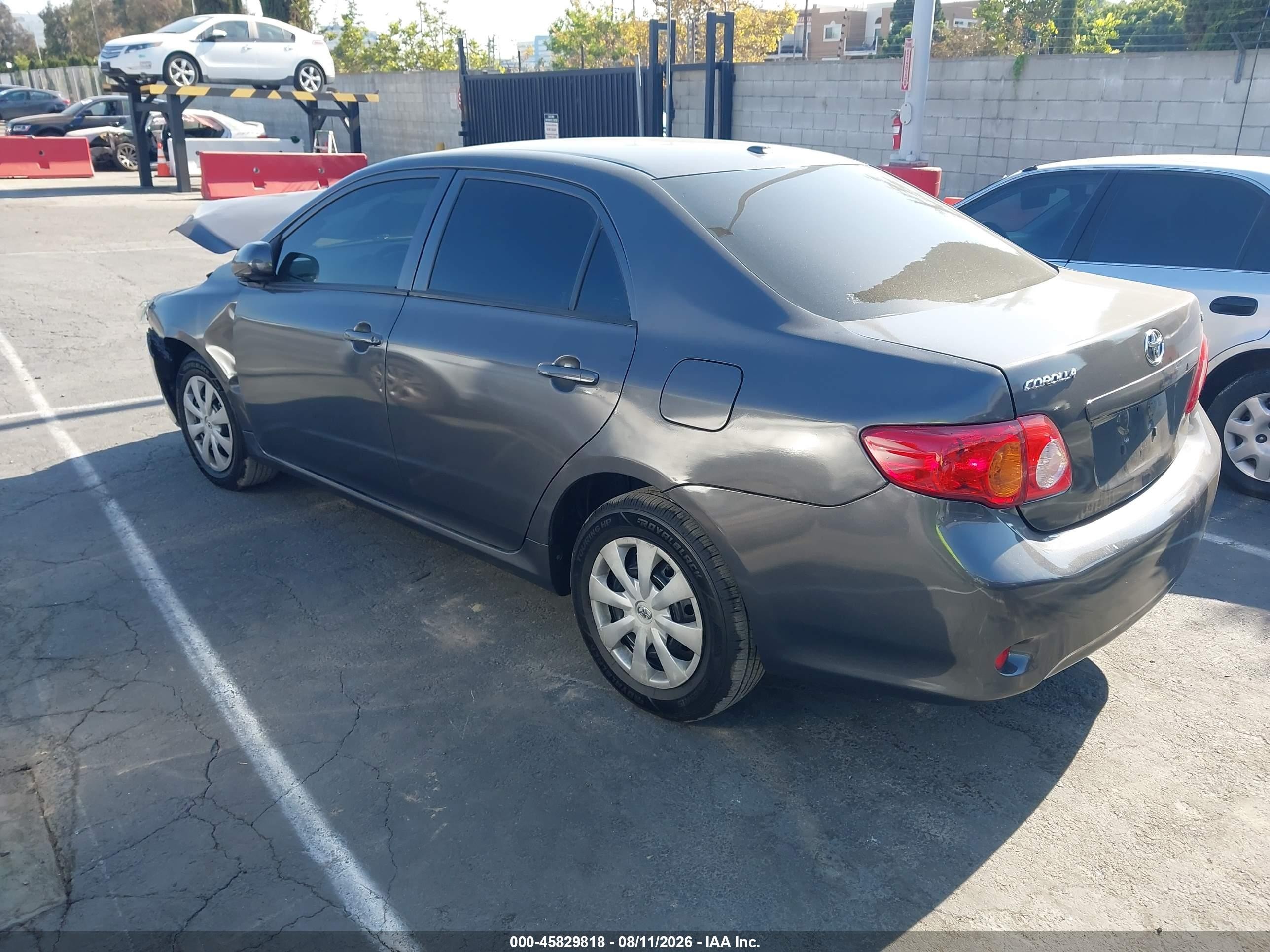 2009 Toyota Corolla Le Gray vin: JTDBL40E499079734