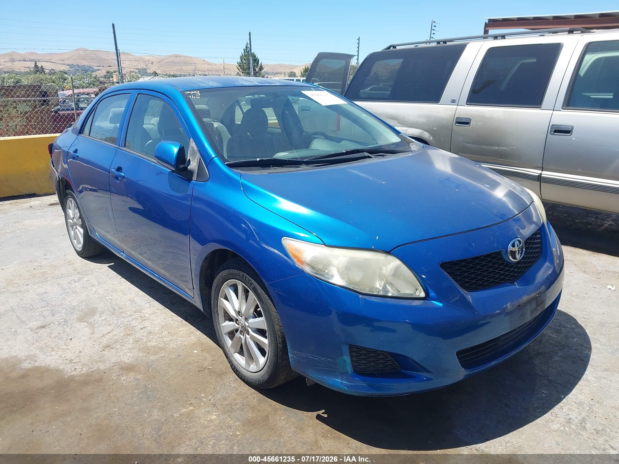 2009 Toyota Corolla Le Blue vin: JTDBL40E599019932