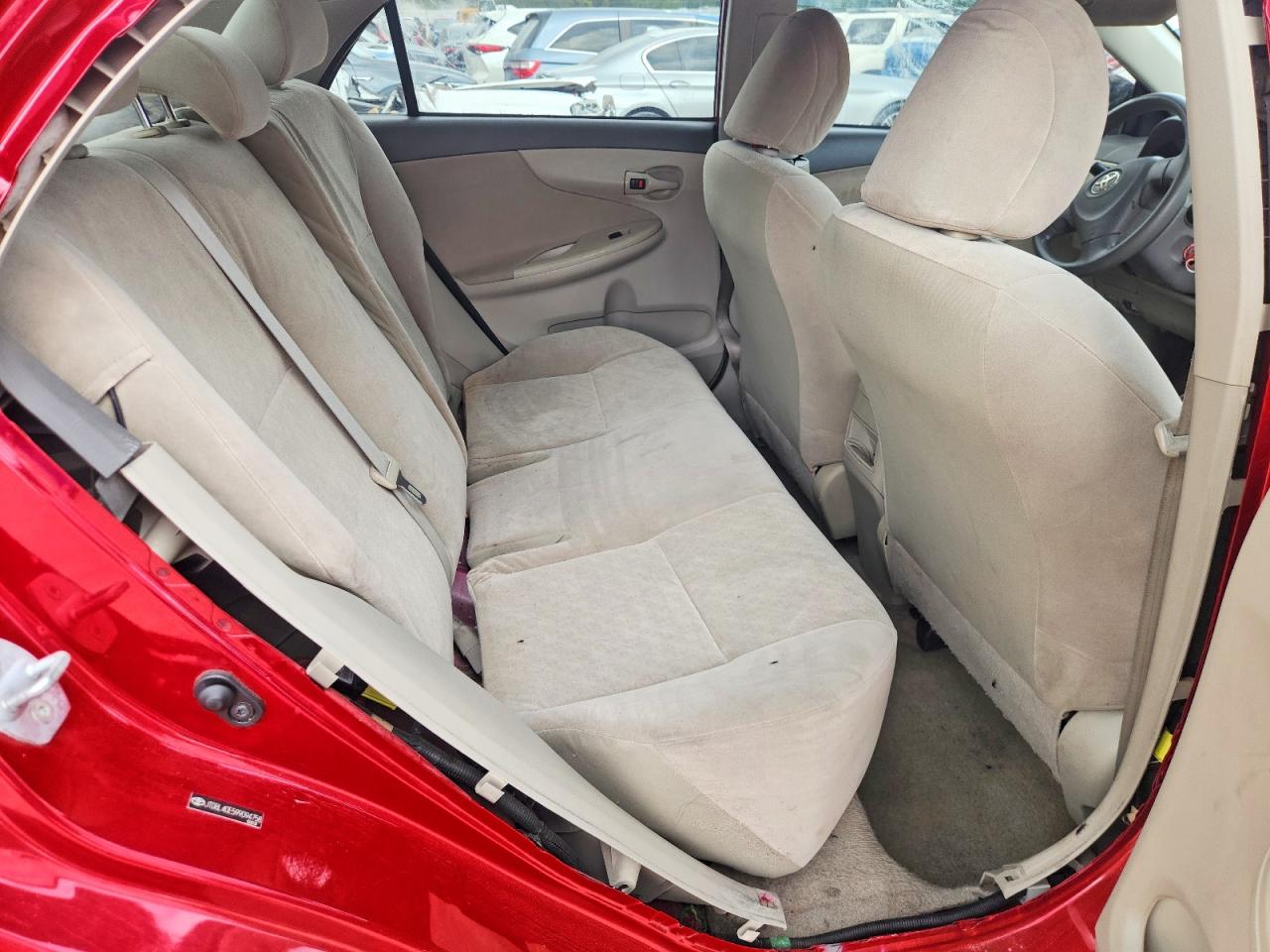 2009 Toyota Corolla Le Red vin: JTDBL40E599094758