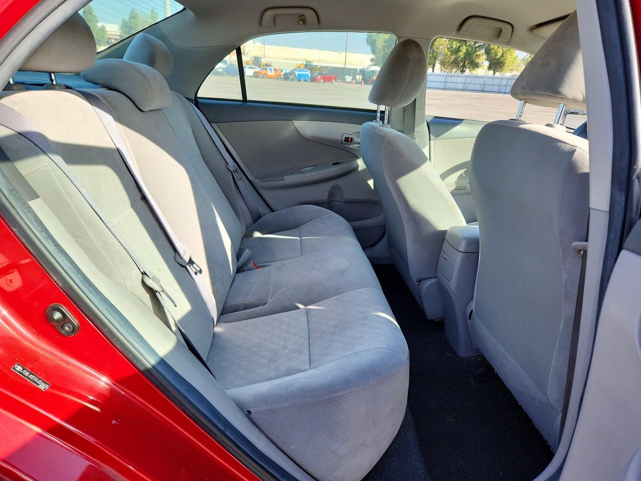 2009 Toyota Corolla Le Красный vin: JTDBL40E59J004605