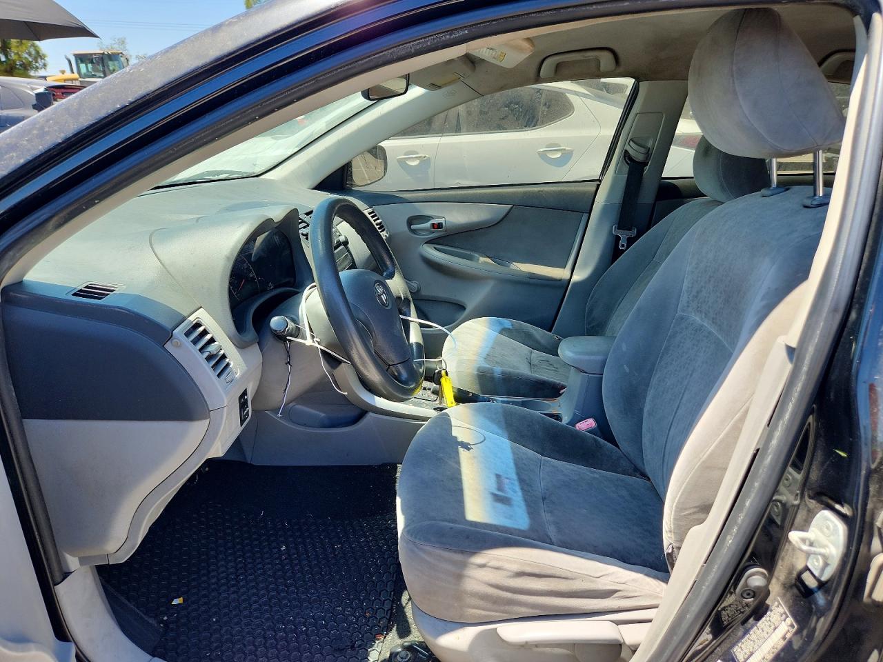 2009 Toyota Corolla Base Black vin: JTDBL40E59J054209