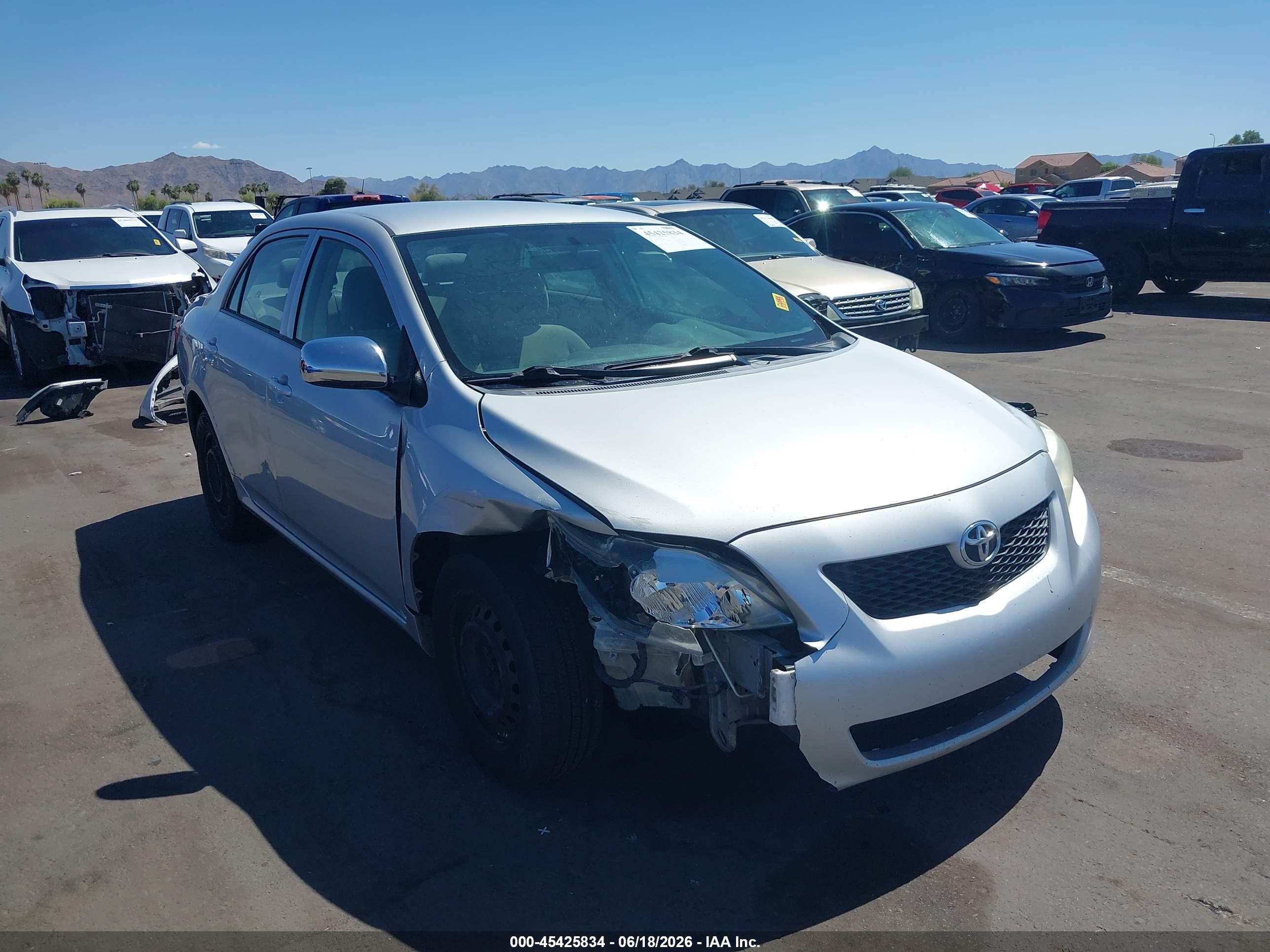 2009 Toyota Corolla   Серебряный vin: JTDBL40E699040675