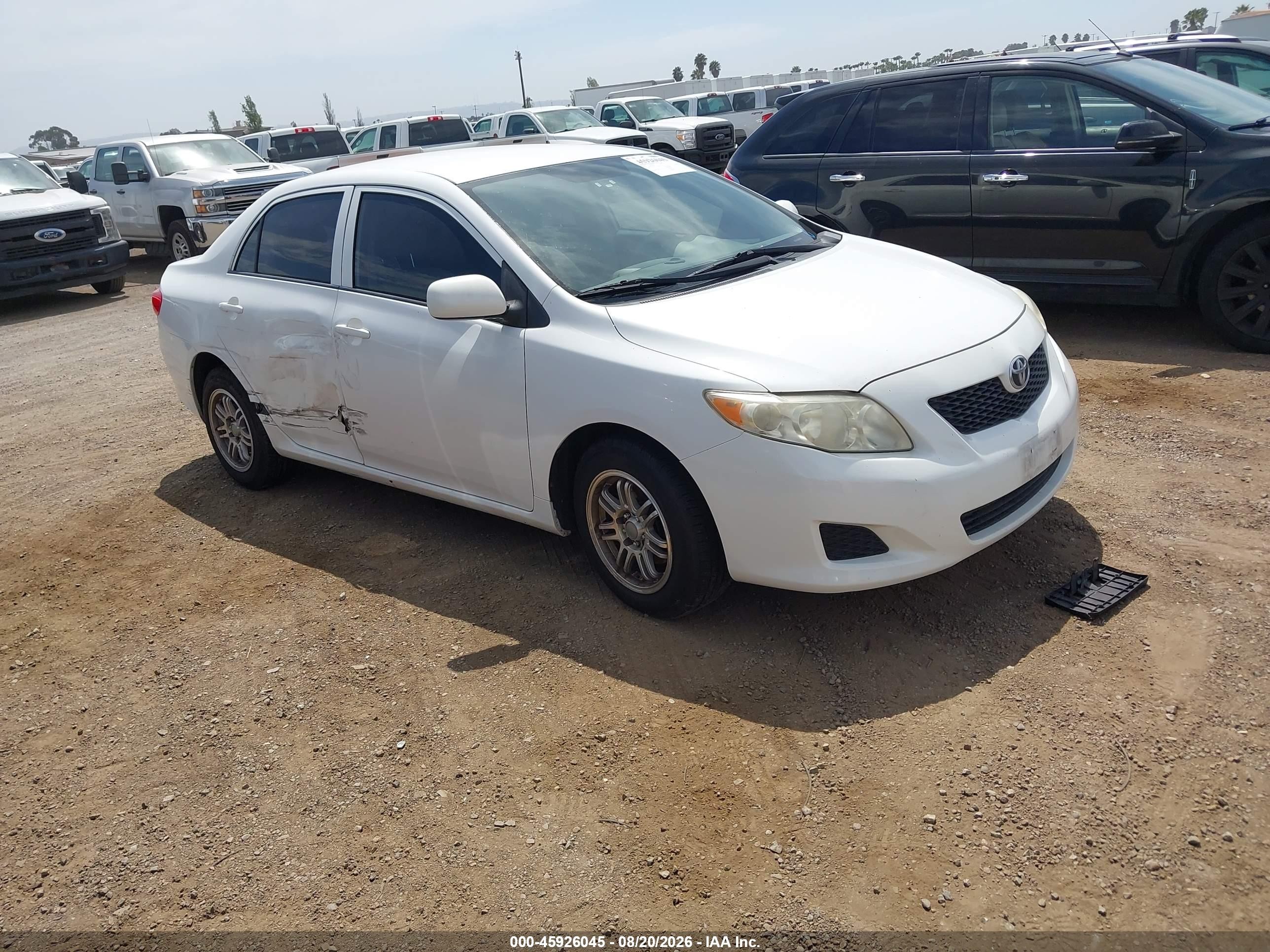 2009 Toyota Corolla Le White vin: JTDBL40E699092047