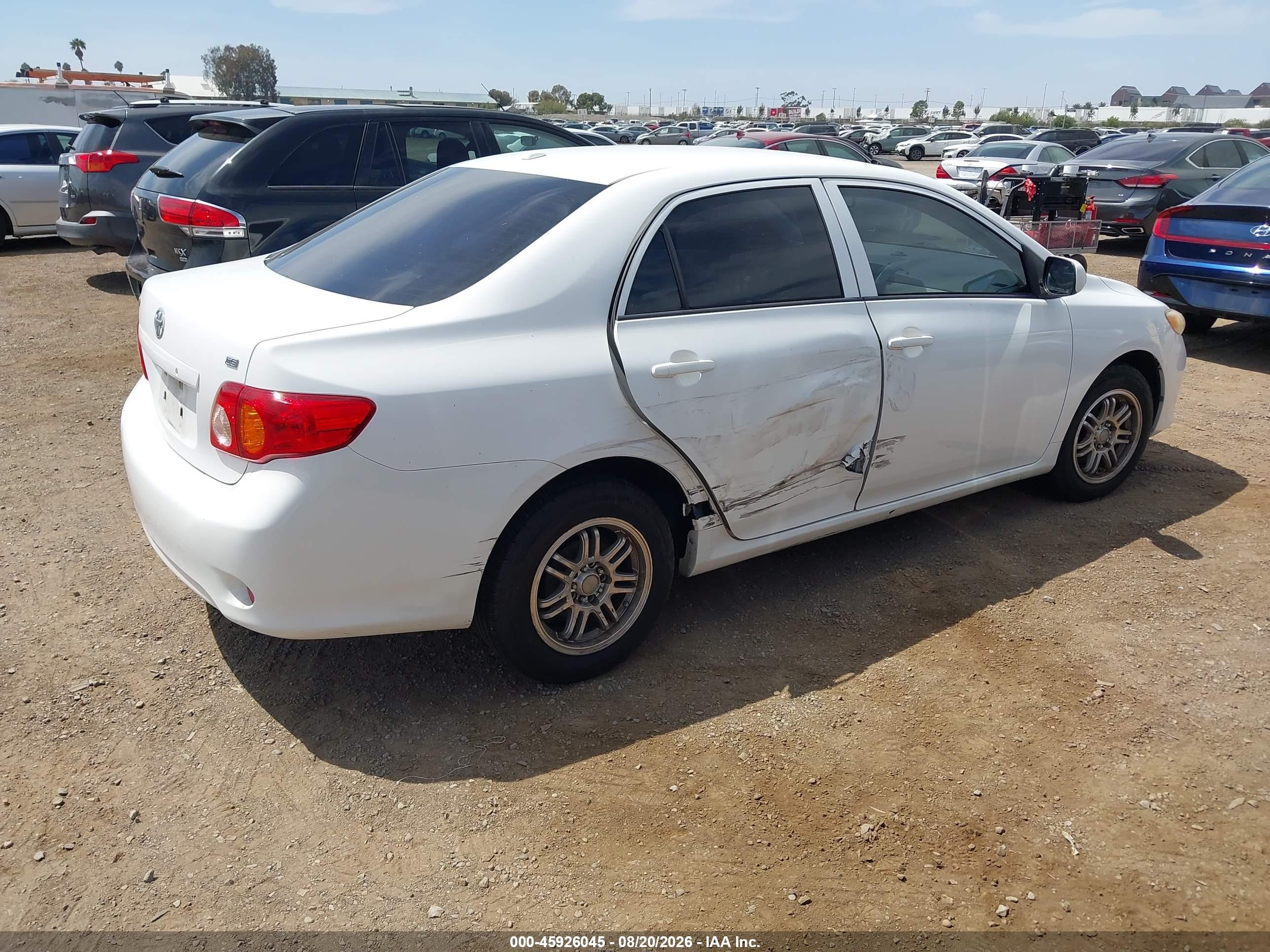2009 Toyota Corolla Le White vin: JTDBL40E699092047