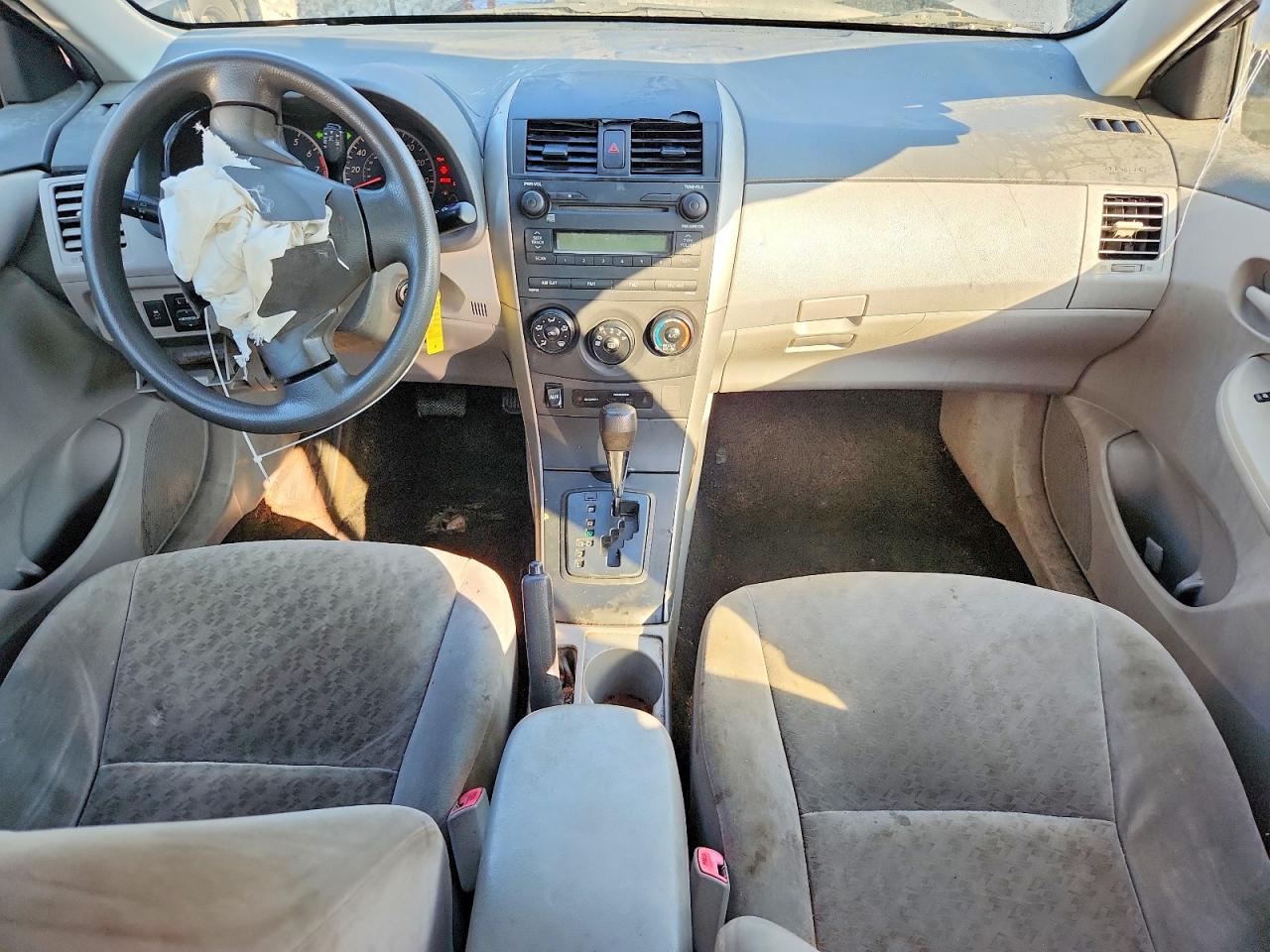 2009 Toyota Corolla Le Gray vin: JTDBL40E69J002572