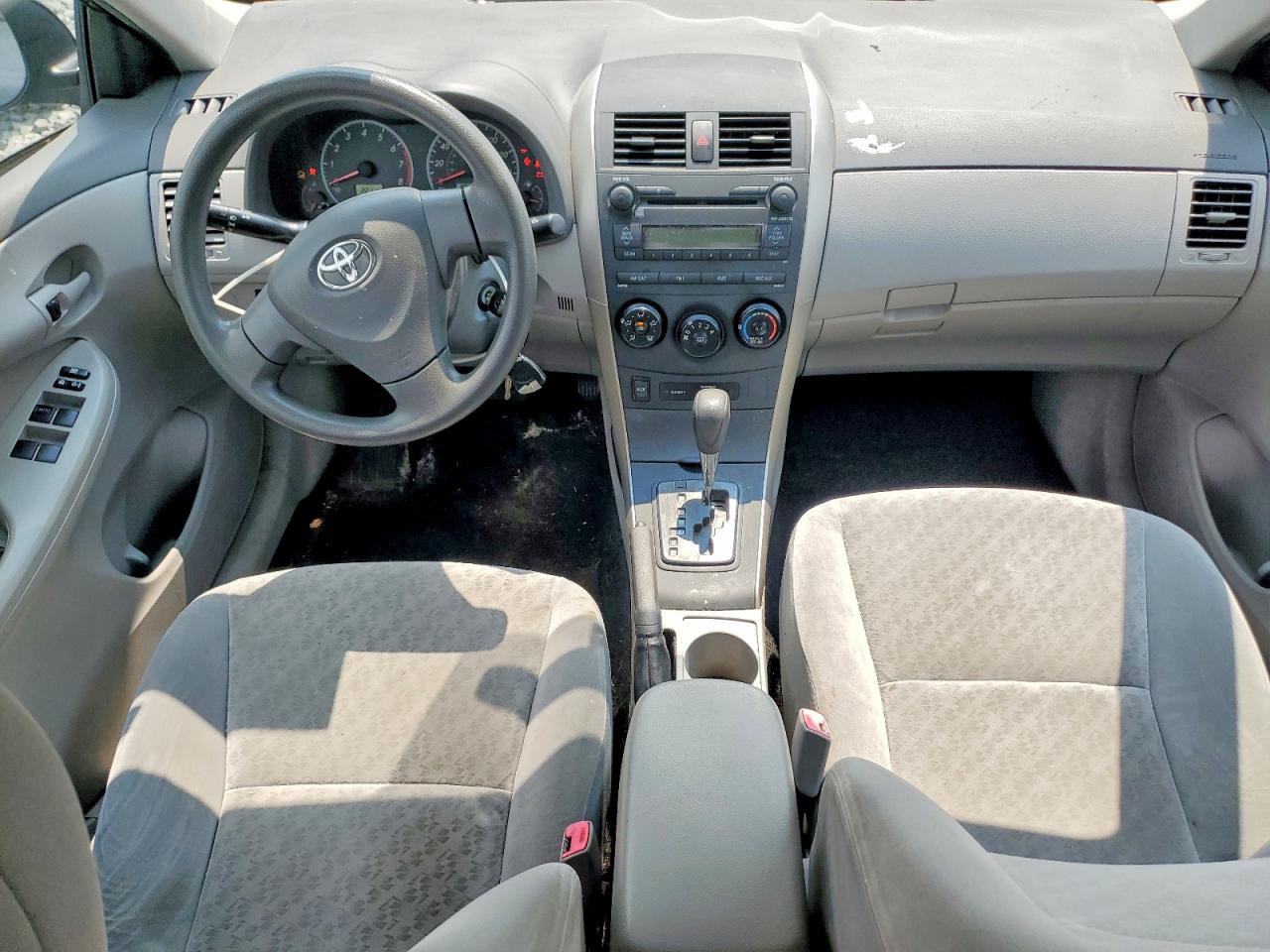 2009 Toyota Corolla Le Gray vin: JTDBL40E69J006752