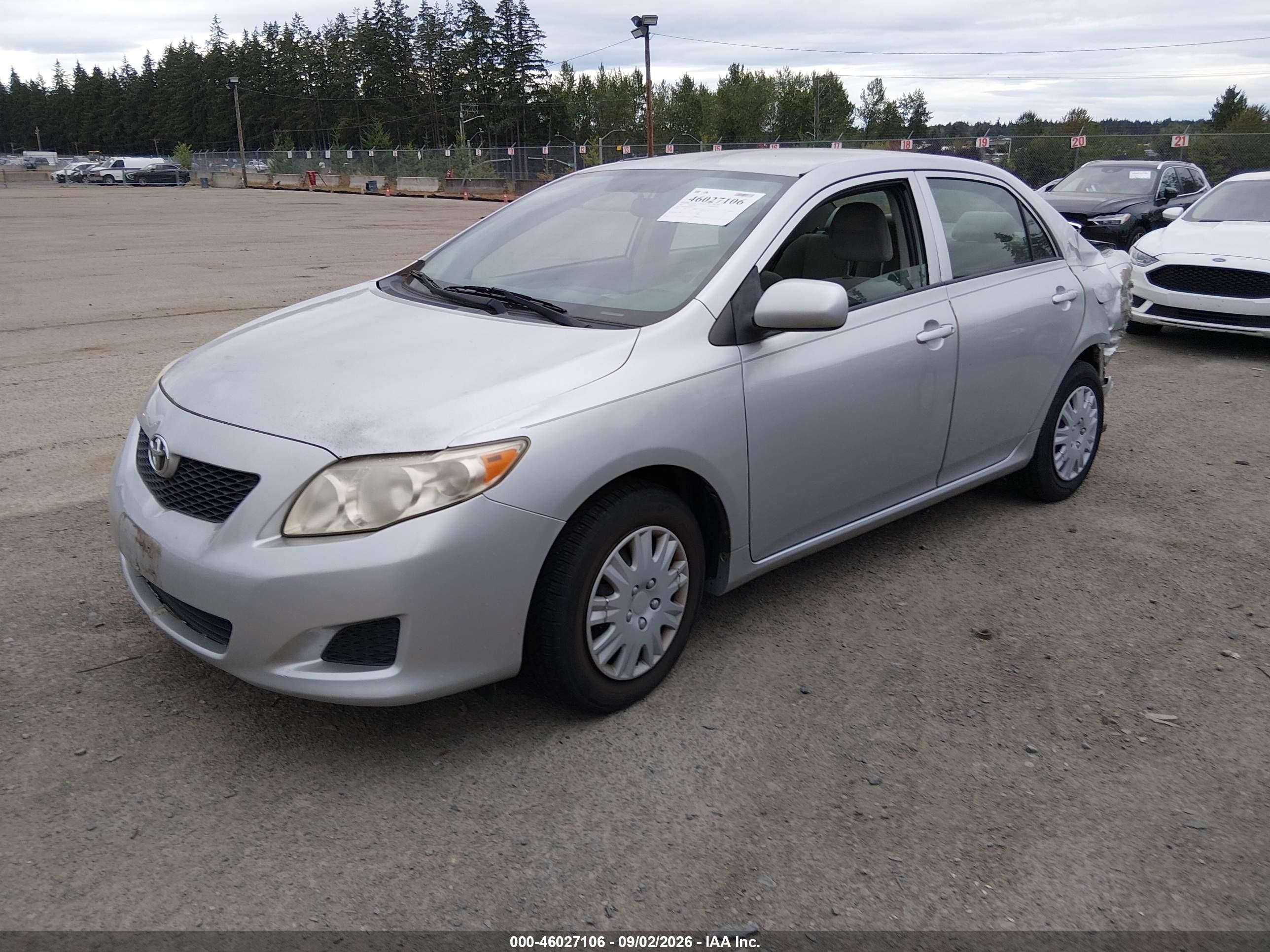 2009 Toyota Corolla Le Silver vin: JTDBL40E69J022014