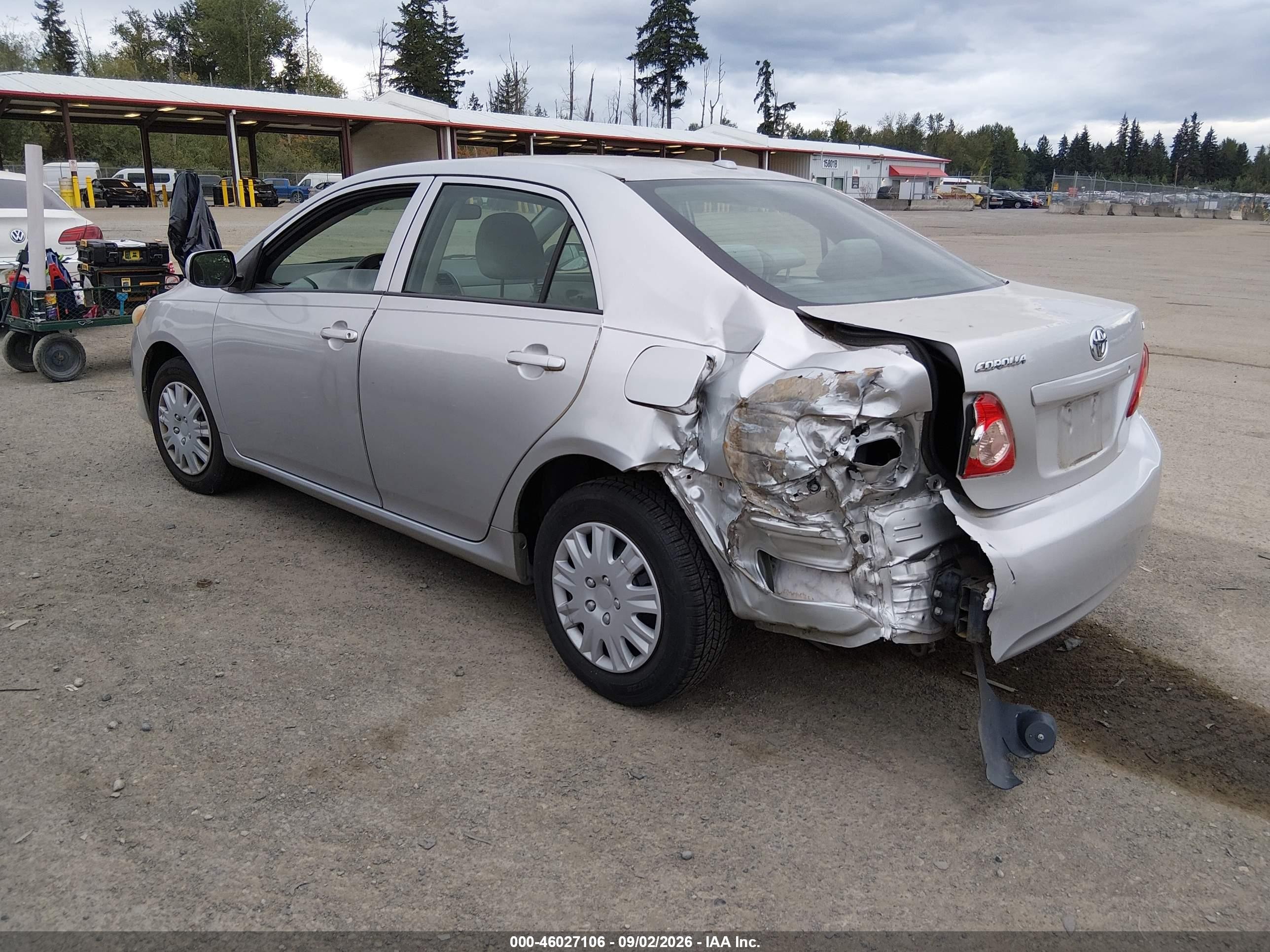 2009 Toyota Corolla Le Silver vin: JTDBL40E69J022014