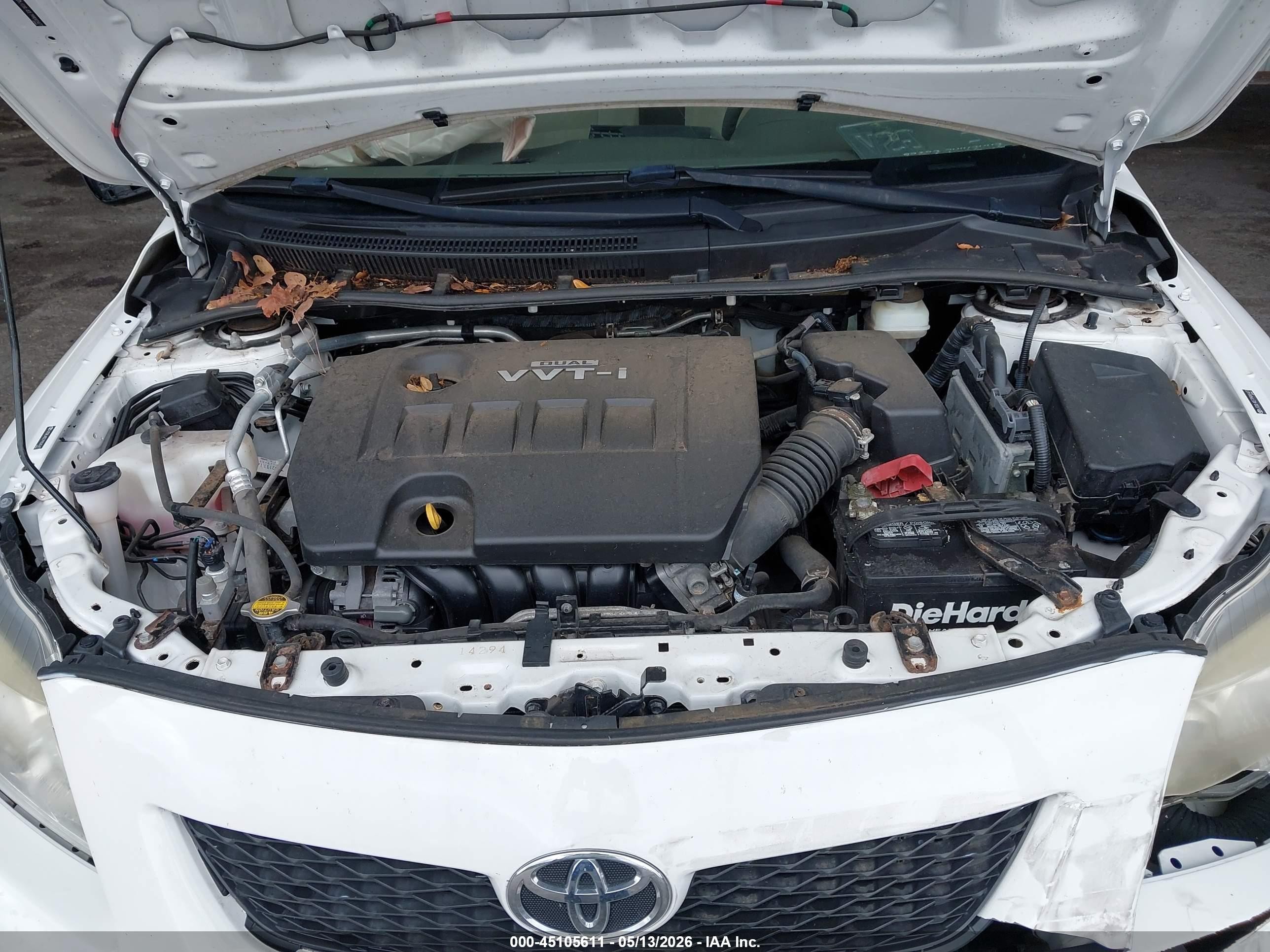 2009 Toyota Corolla Le White vin: JTDBL40E799041477
