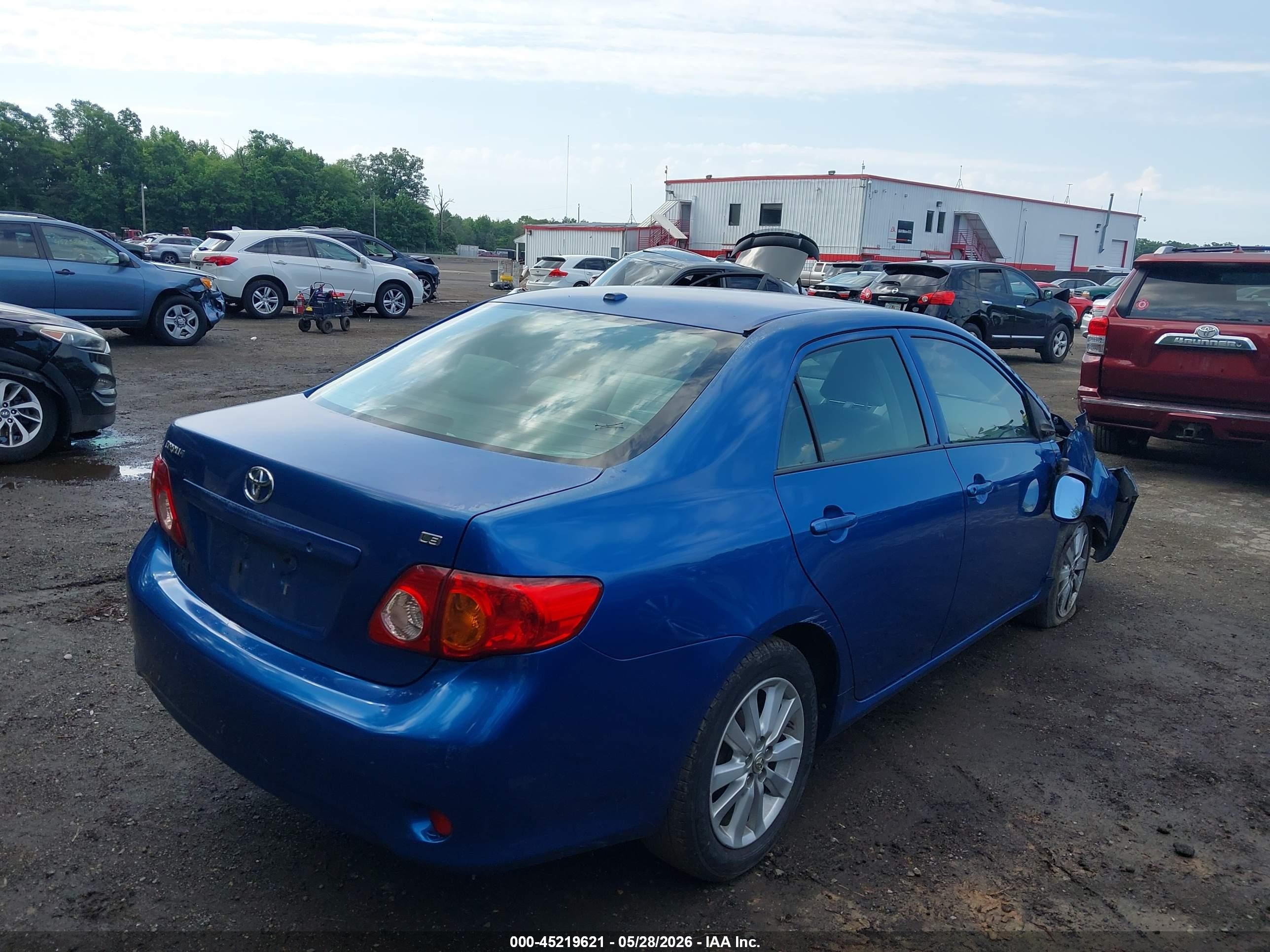 2009 Toyota Corolla Le Blue vin: JTDBL40E799061311
