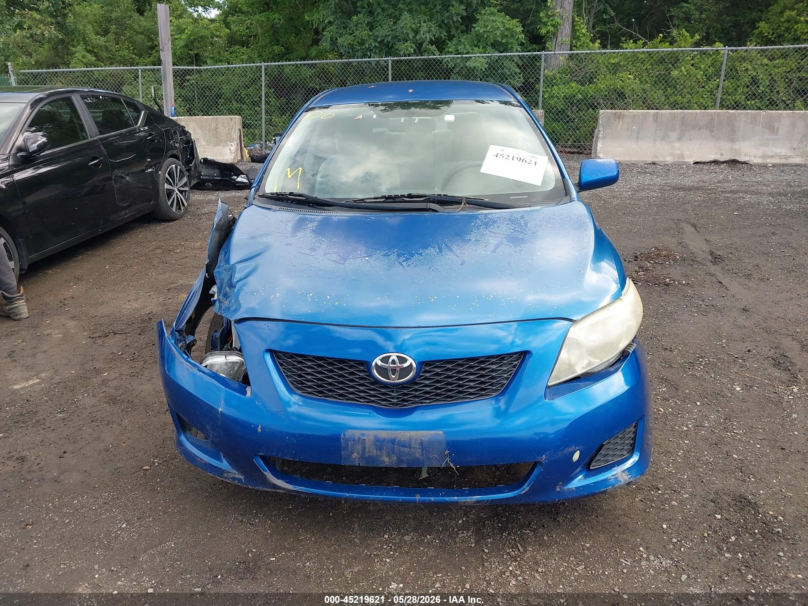 2009 Toyota Corolla Le Blue vin: JTDBL40E799061311