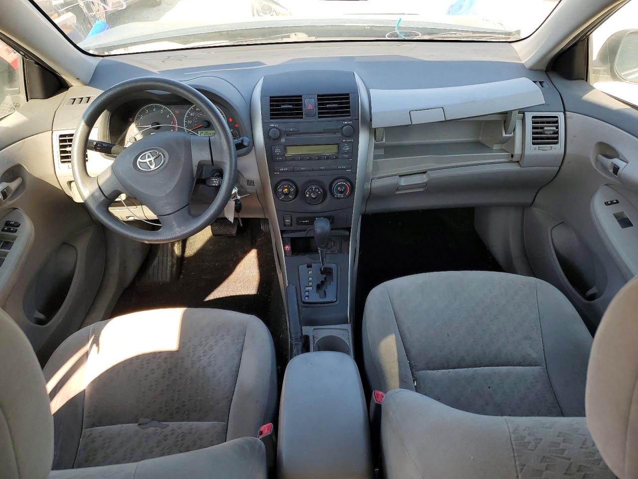 2009 Toyota Corolla Le Teal vin: JTDBL40E799070932