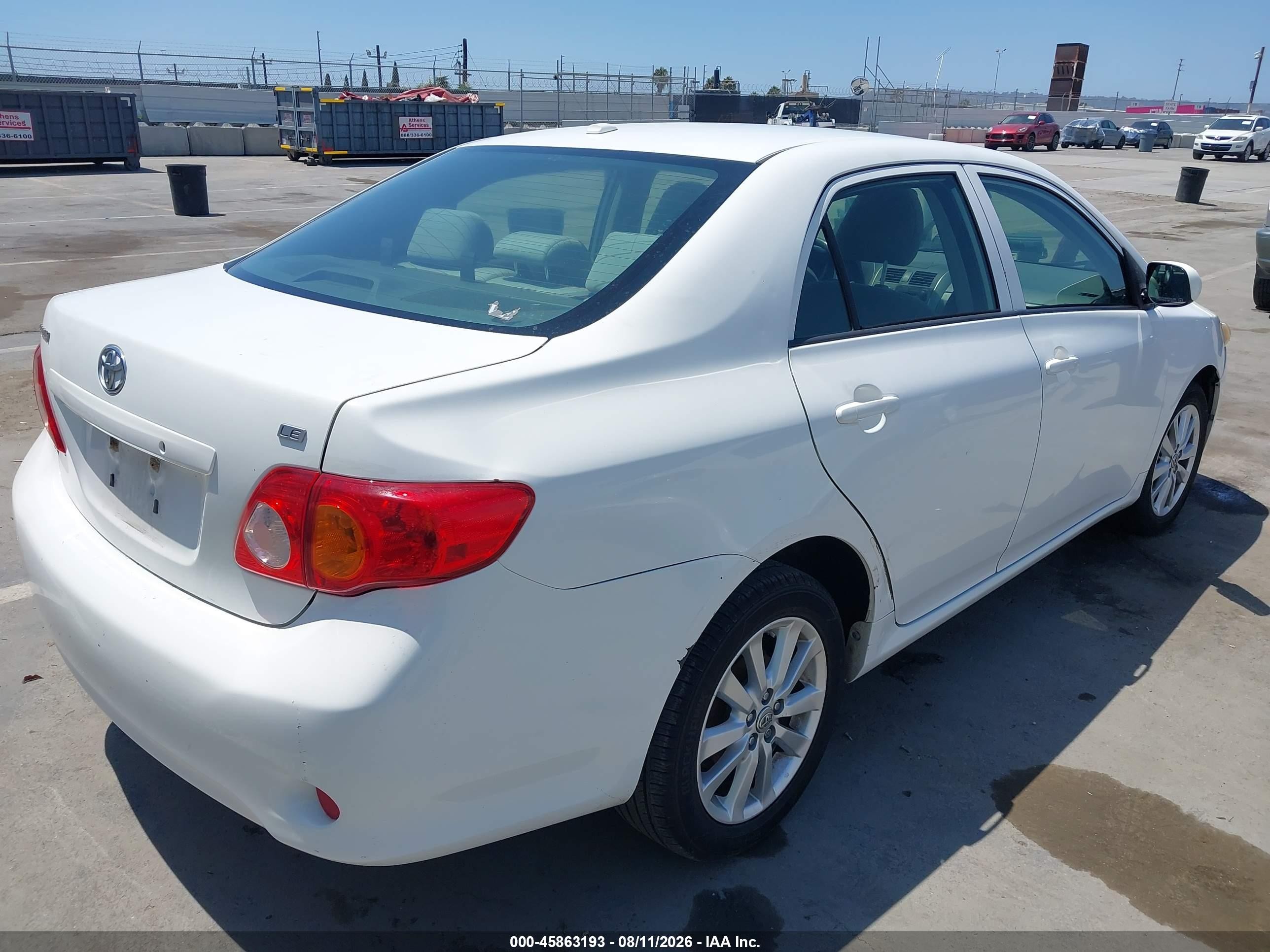 2009 Toyota Corolla Le Белый vin: JTDBL40E799071997