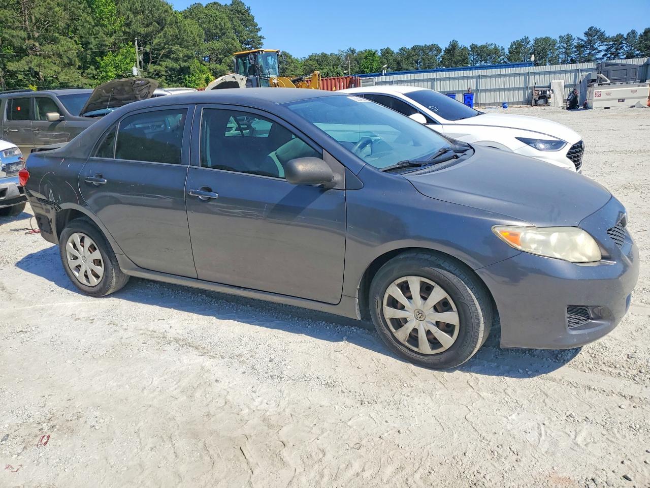 2009 Toyota Corolla Le Gray vin: JTDBL40E799084121