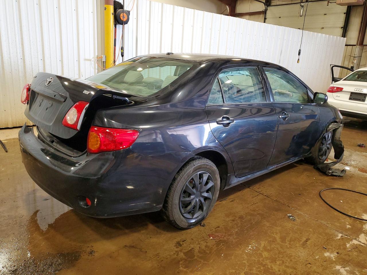 2009 Toyota Corolla Le Black vin: JTDBL40E79J005190