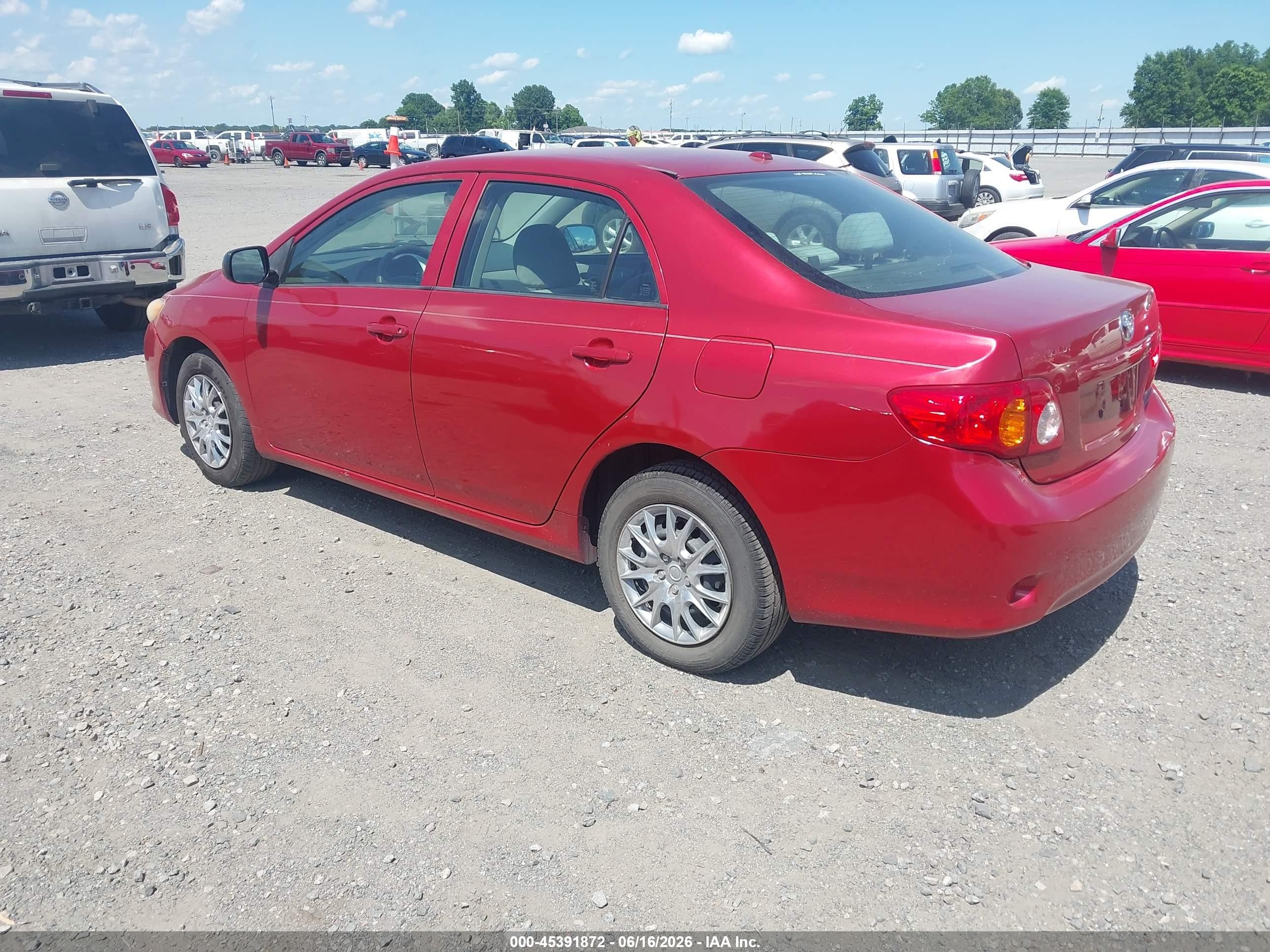 2009 Toyota Corolla   Red vin: JTDBL40E79J021583