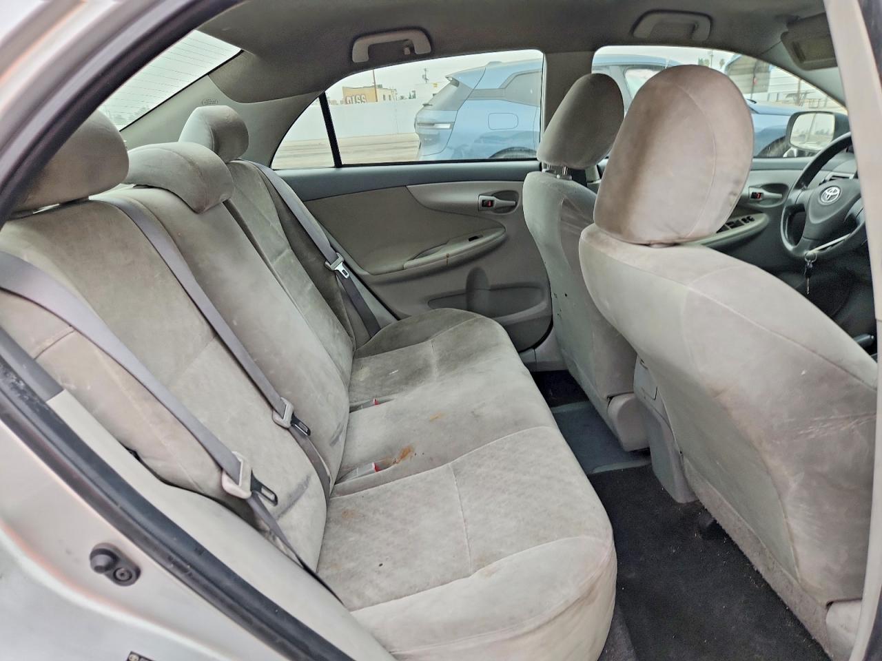 2009 Toyota Corolla Le Silver vin: JTDBL40E79J046399